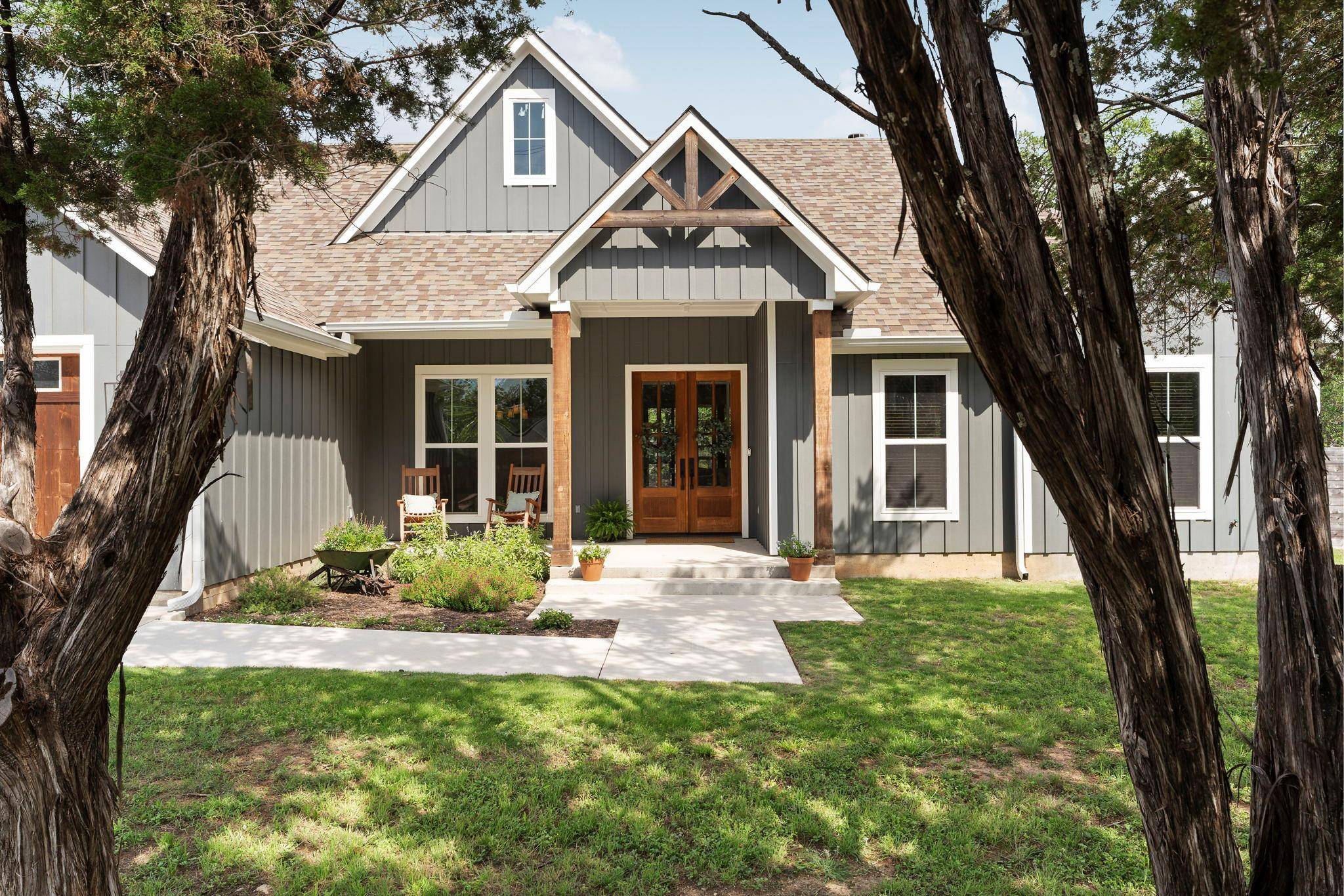 22212 Briarcliff DR, Spicewood, TX 78669