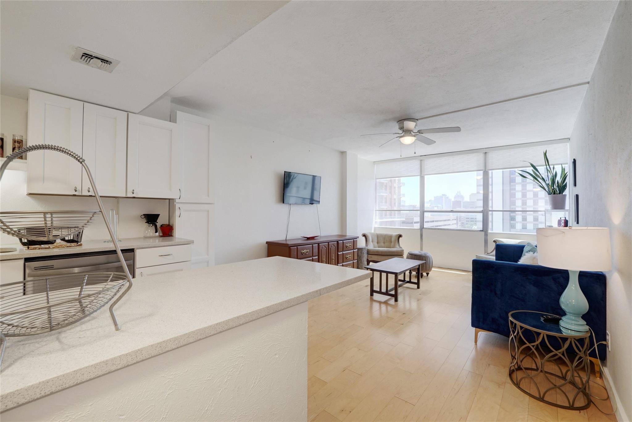 1800 Lavaca ST #A703, Austin, TX 78701