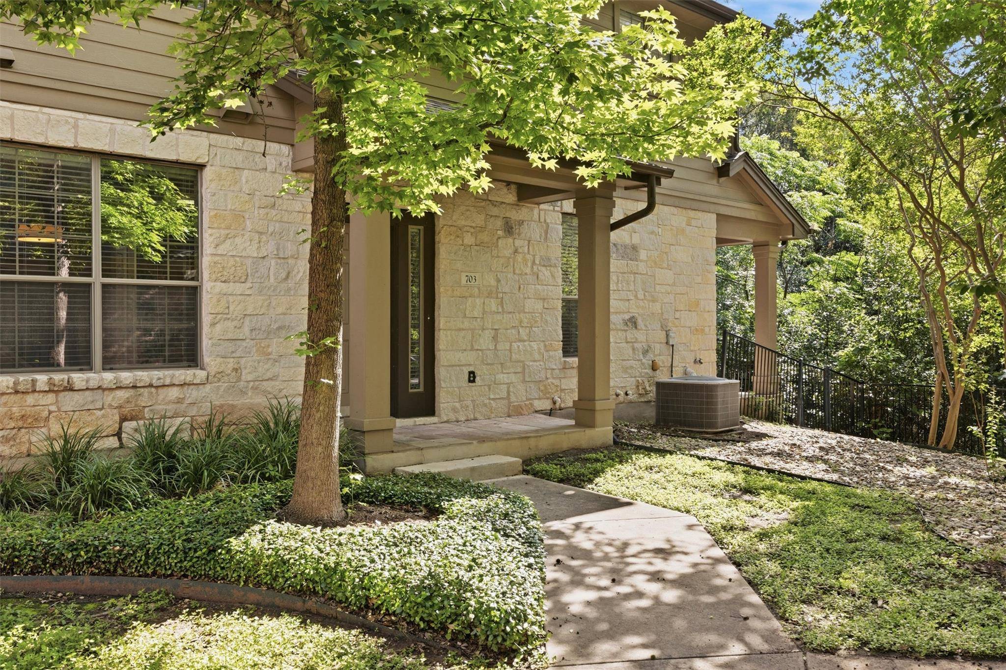 1310 W Parmer LN #7B, Austin, TX 78727