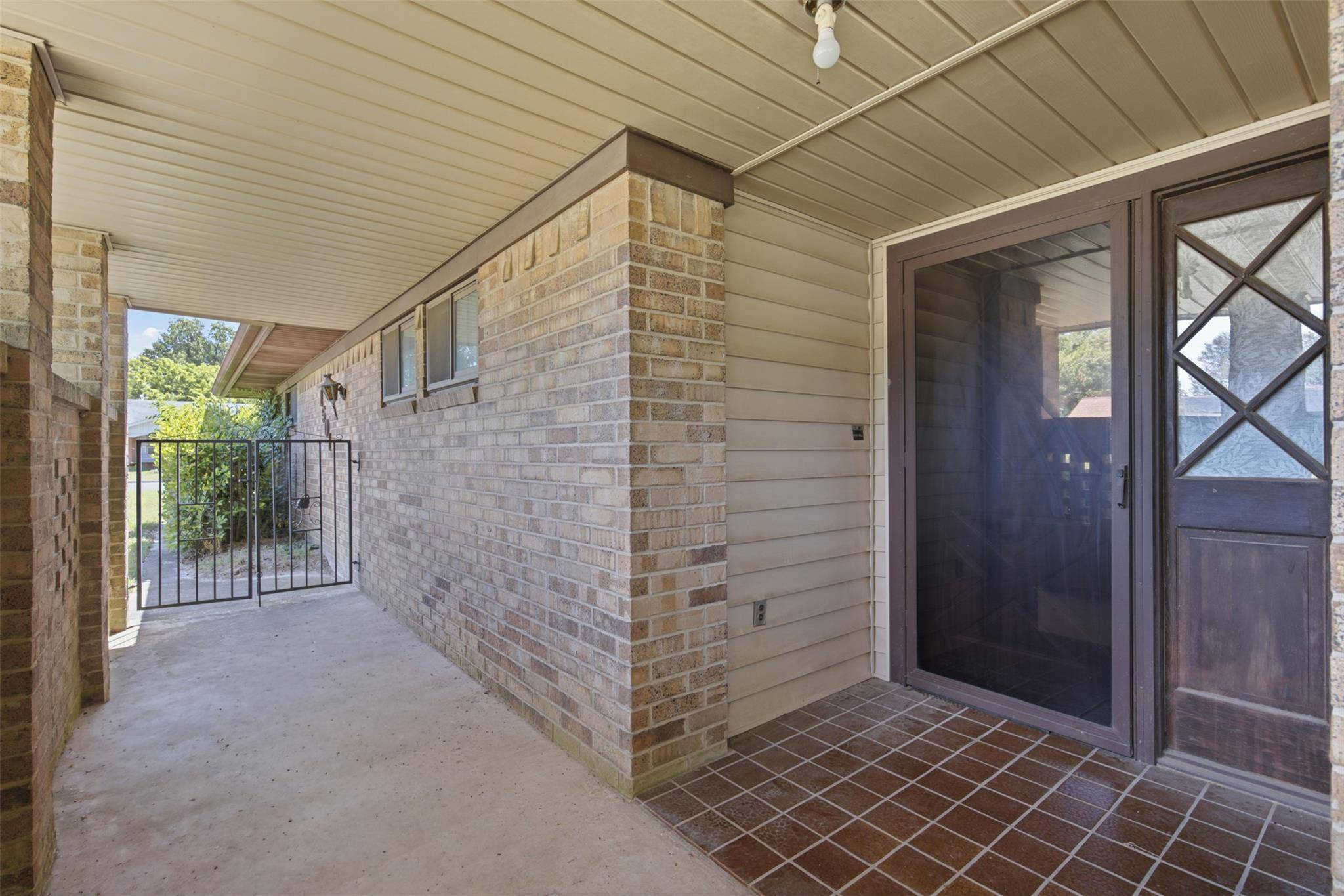 1501 Okelley RD, Rockdale, TX 76567
