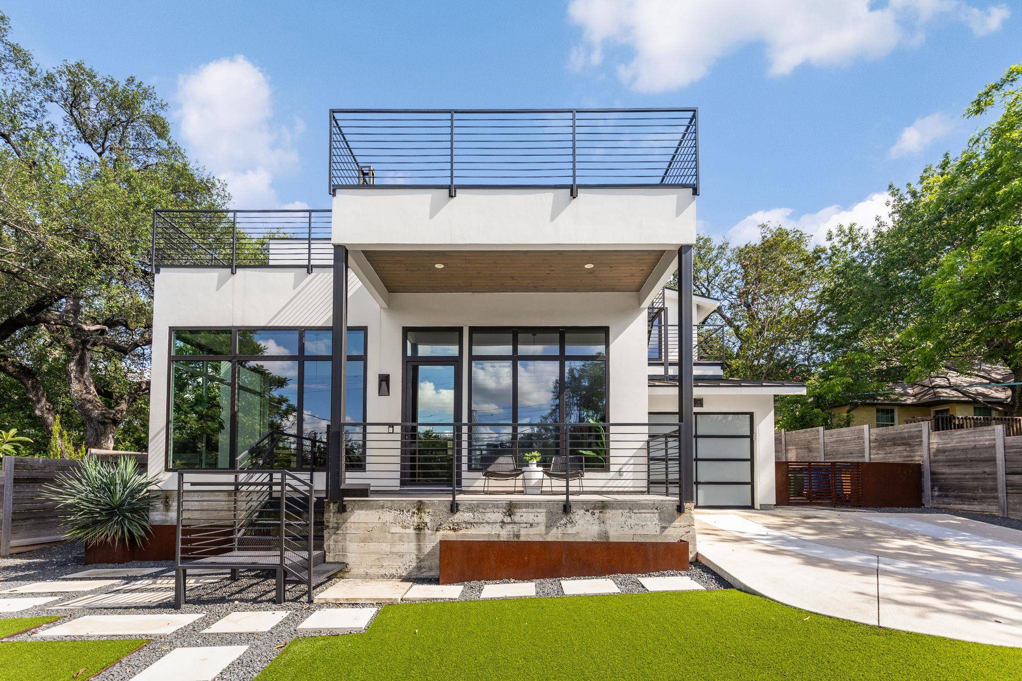 1117 Reagan TER, Austin, TX 78704
