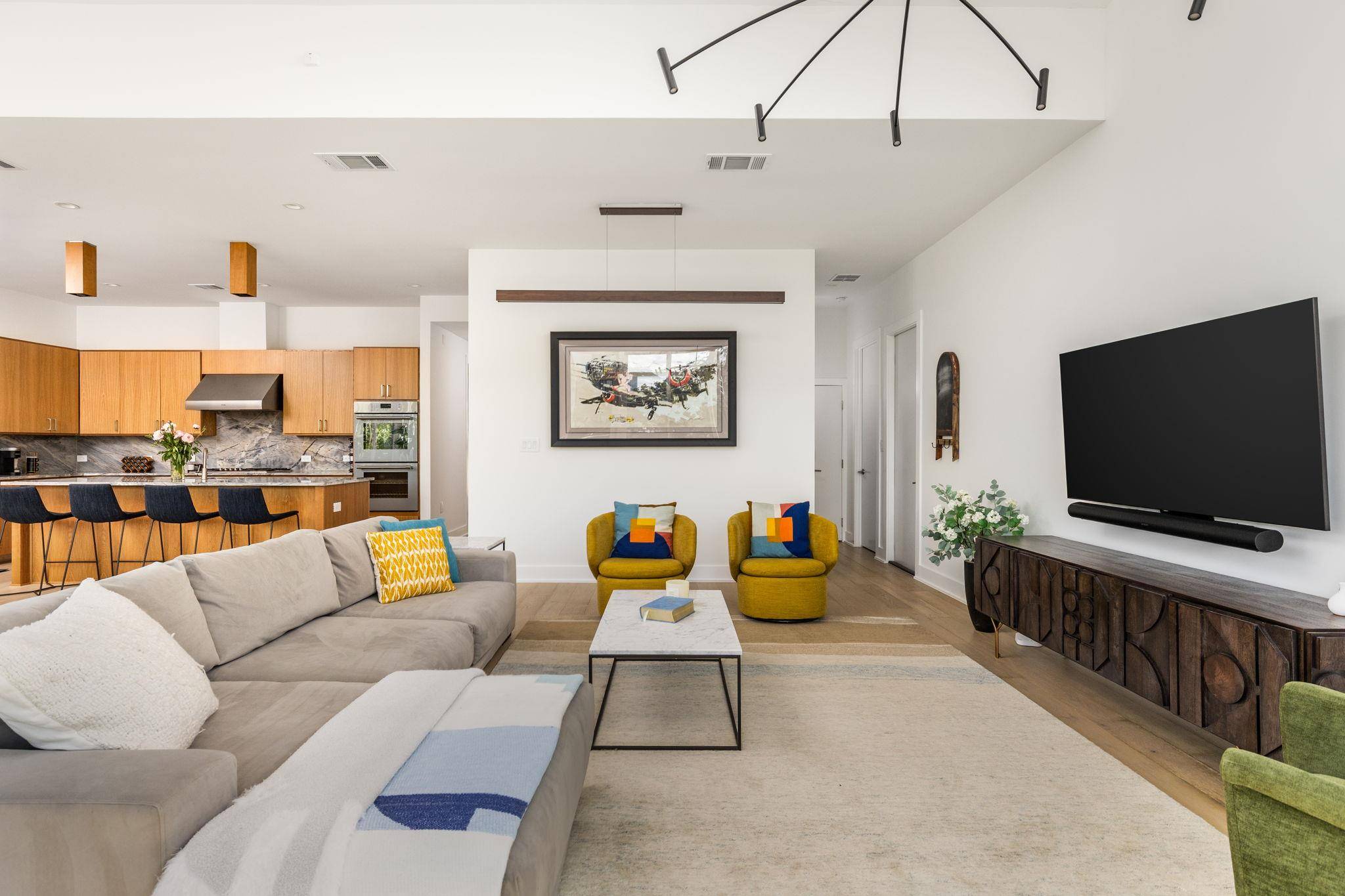 1117 Reagan TER, Austin, TX 78704