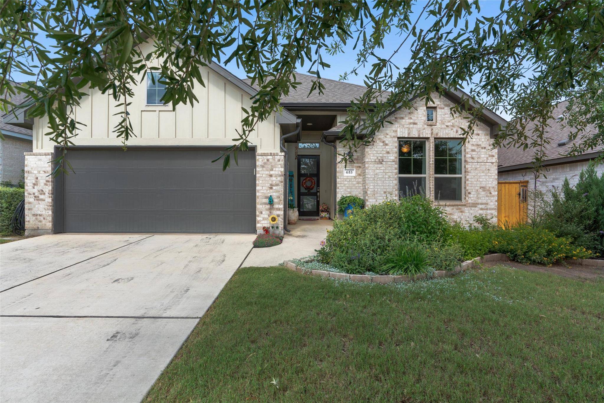 653 Coyote Creek WAY, Kyle, TX 78640