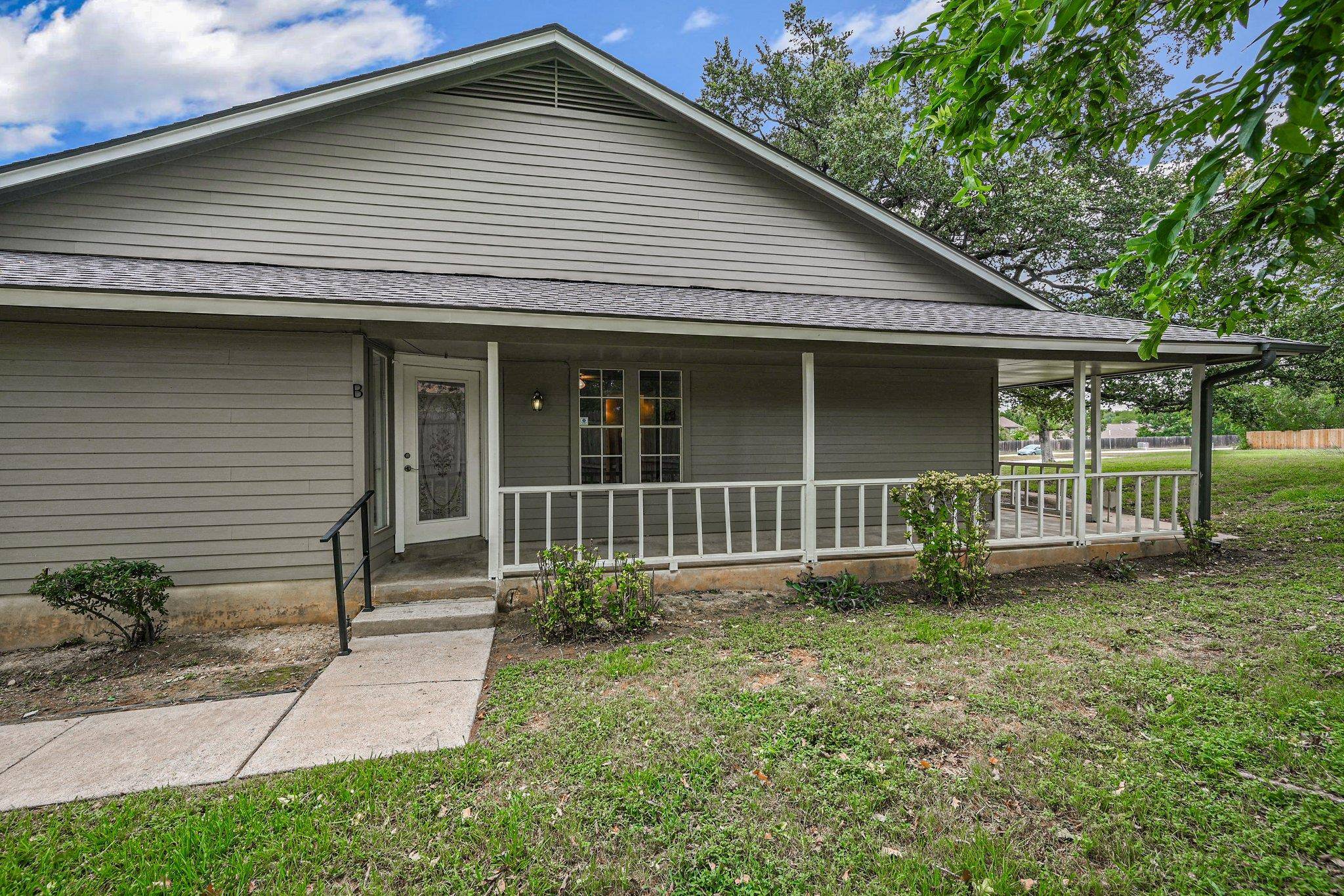 2605 W Stassney LN #B, Austin, TX 78745