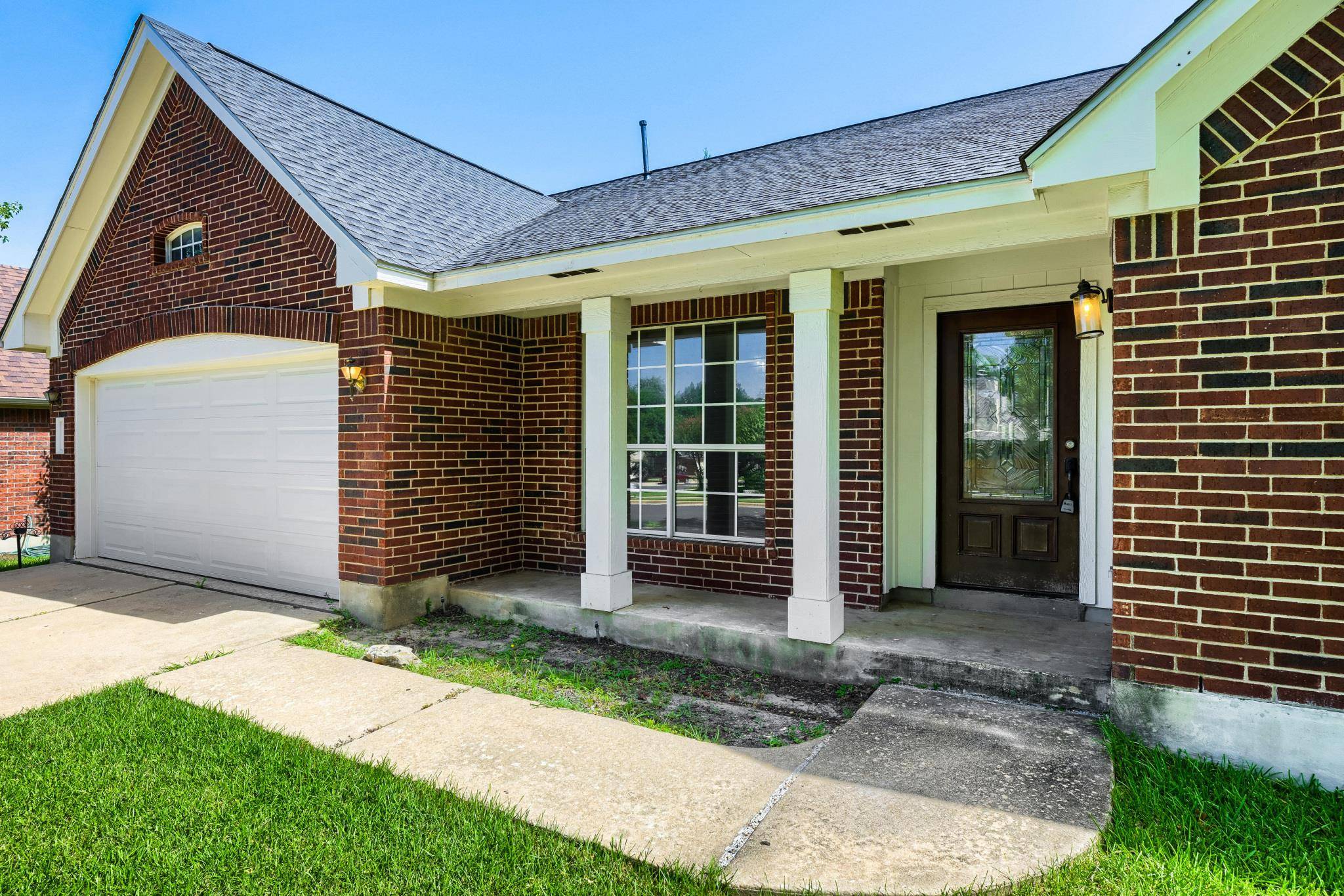 8221 MANX DR, Round Rock, TX 78681