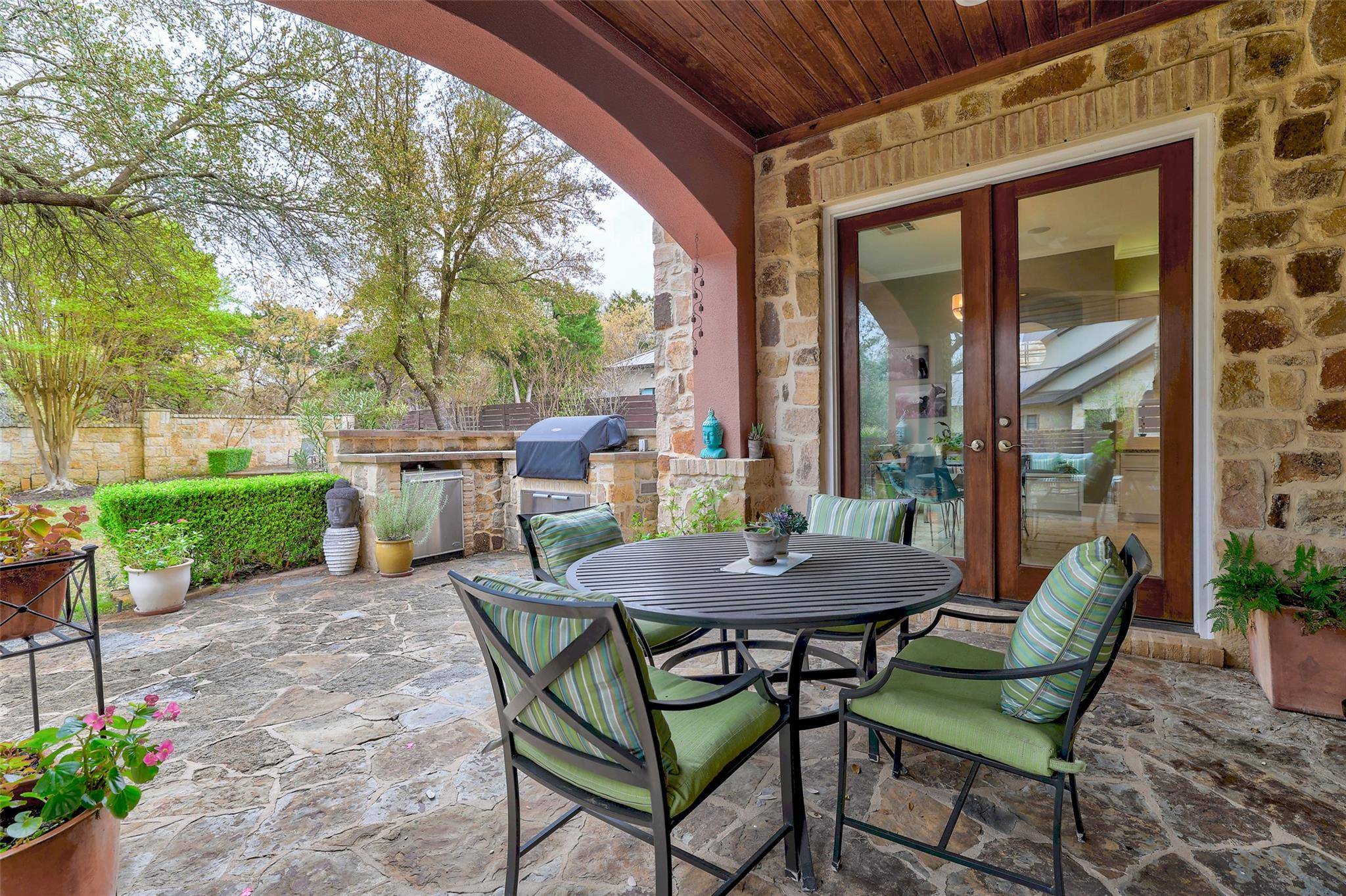 816 Stonewall Ridge LN, Austin, TX 78746