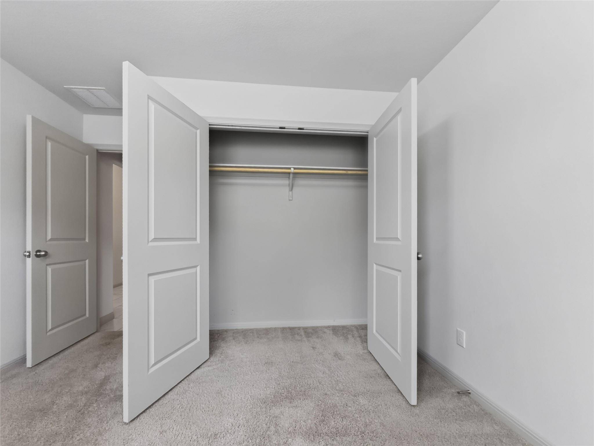 125 Caterpillar LN, Georgetown, TX 78628