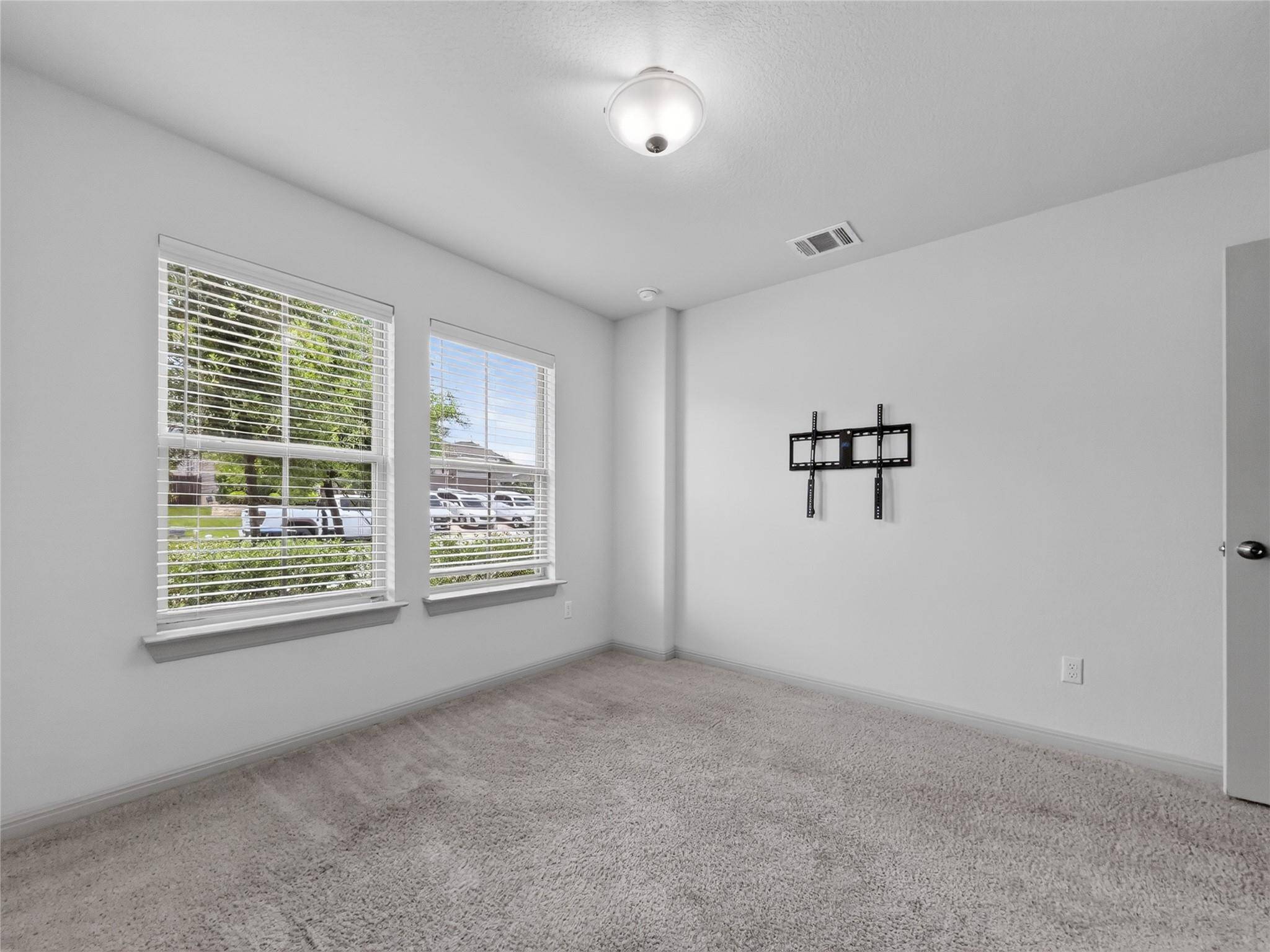 125 Caterpillar LN, Georgetown, TX 78628