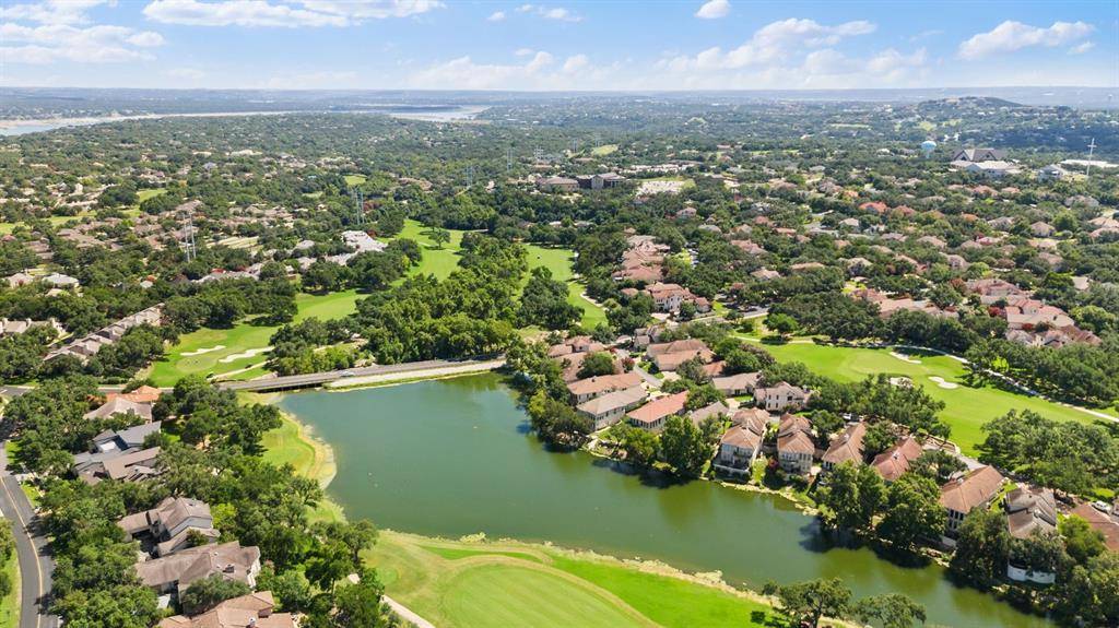 2 Jasperwood CT, Austin, TX 78738