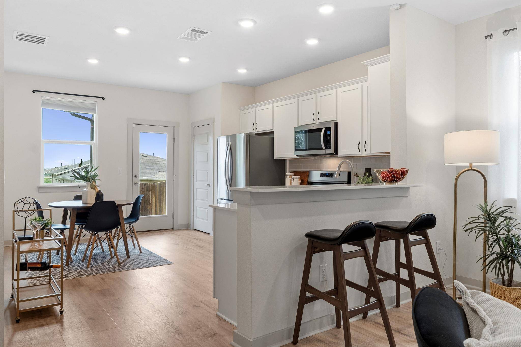 8004 Linda Michelle LN, Austin, TX 78724