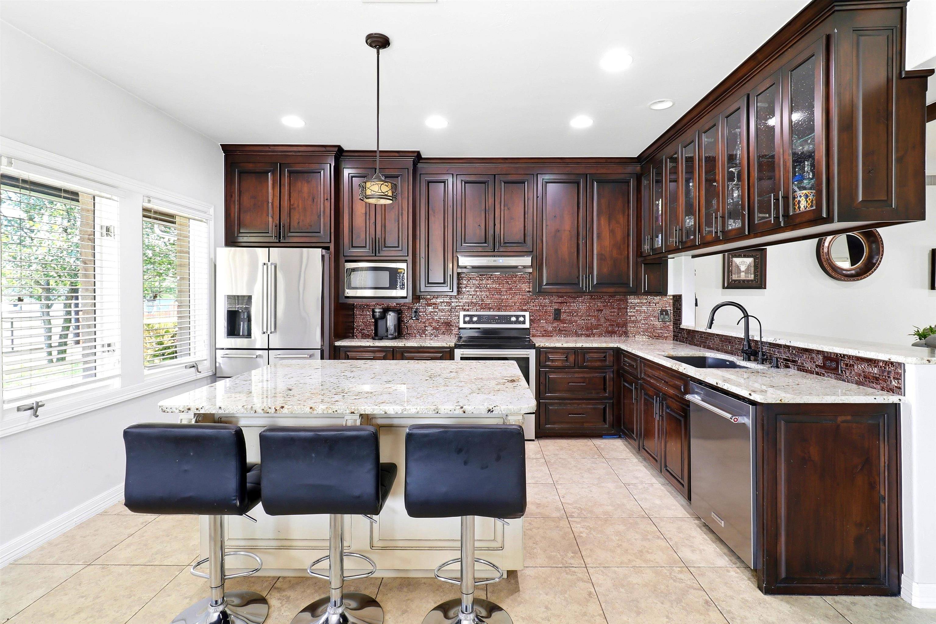 1303 Prairie Creek RD, Granite Shoals, TX 78654
