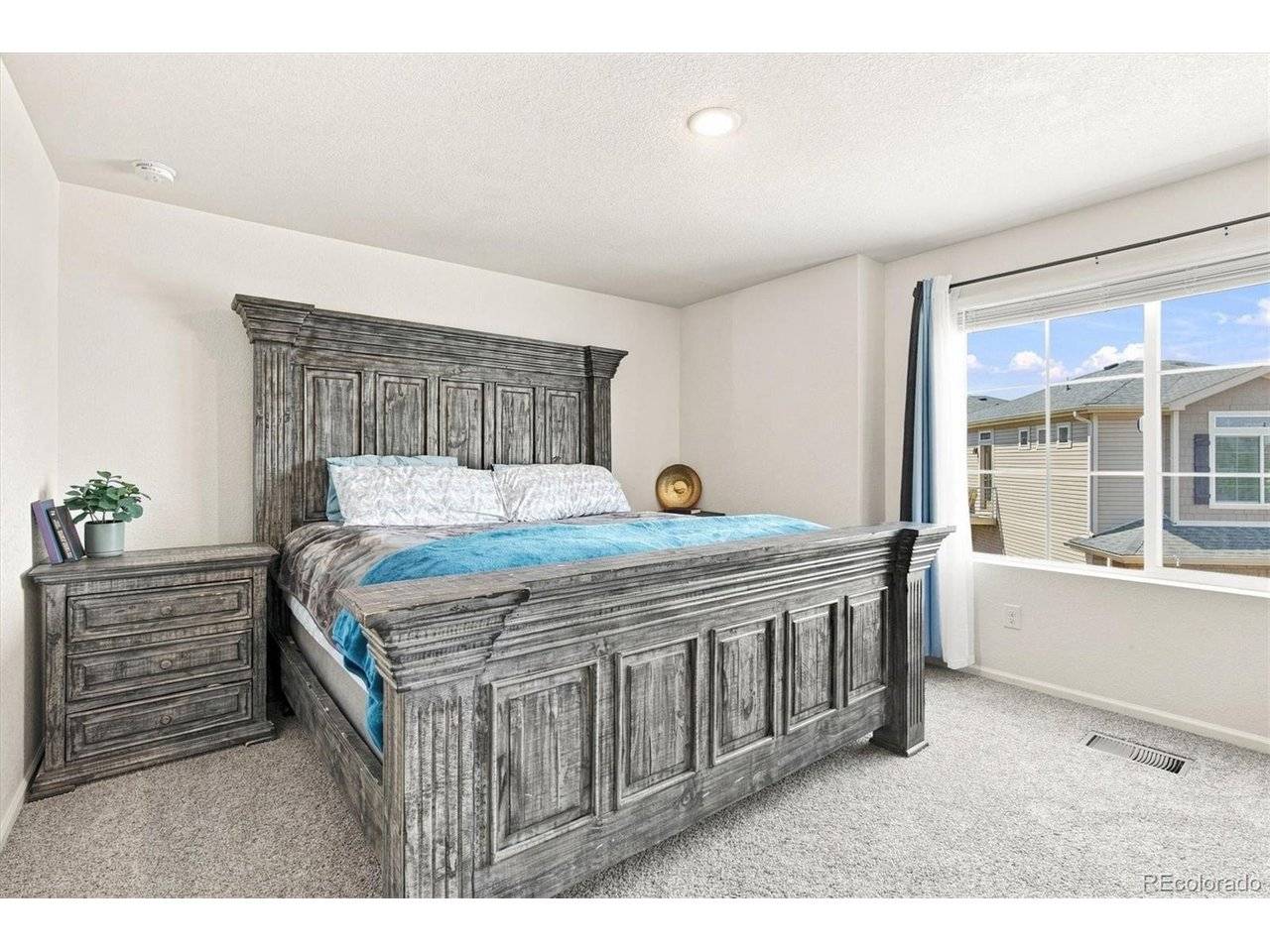26236 E Byers, Aurora, CO 80018