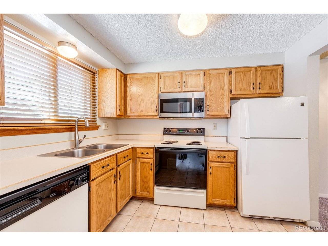 469 E Highline, Littleton, CO 80122