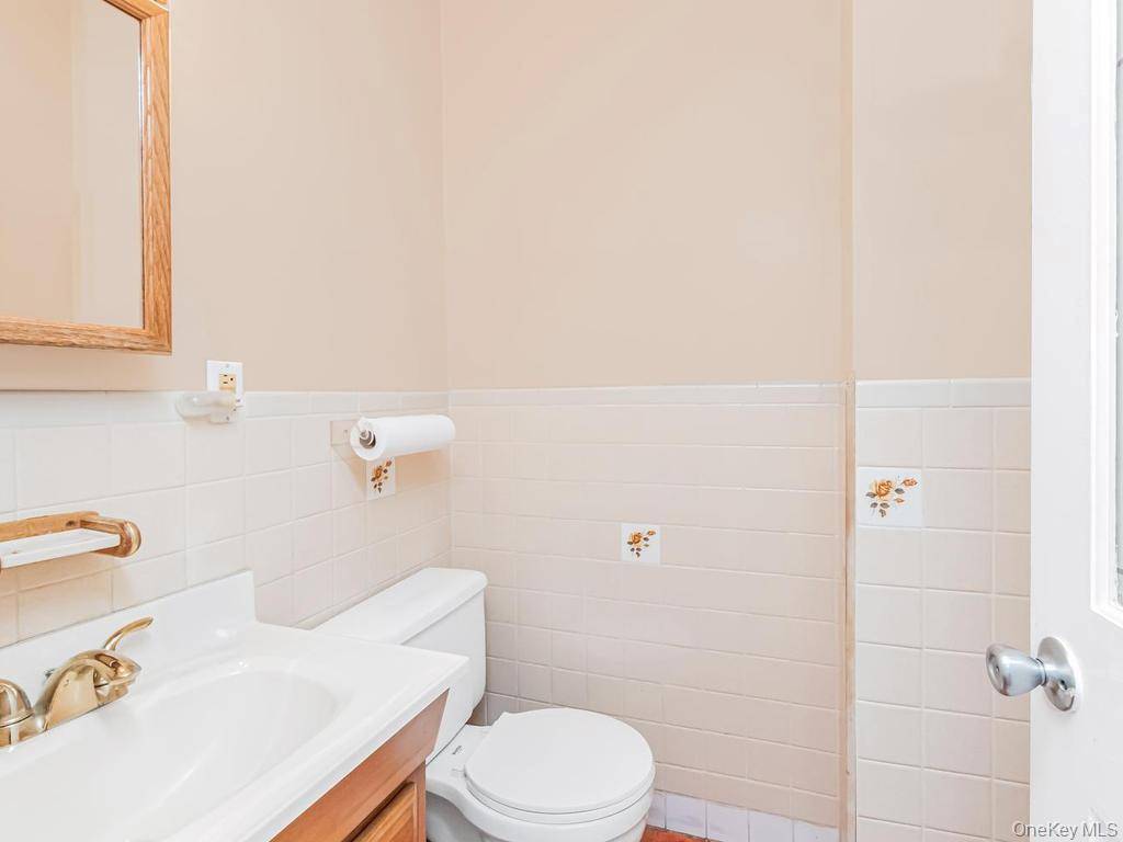 772 Home ST, Bronx, NY 10456