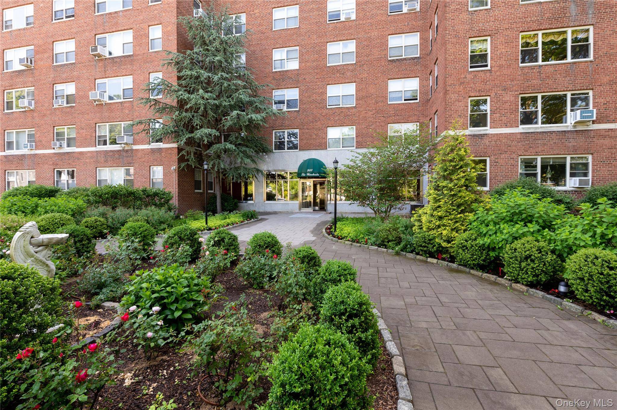 900 Palmer RD #7D, Bronxville, NY 10708