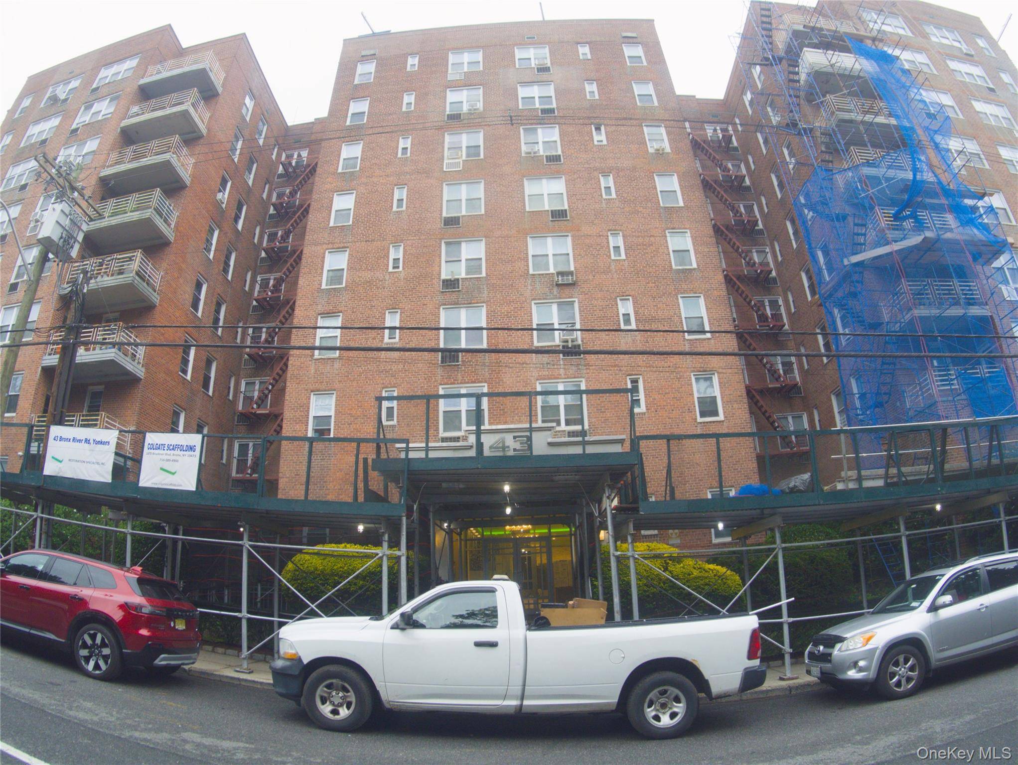 43 Bronx River RD #8P, Yonkers, NY 10704