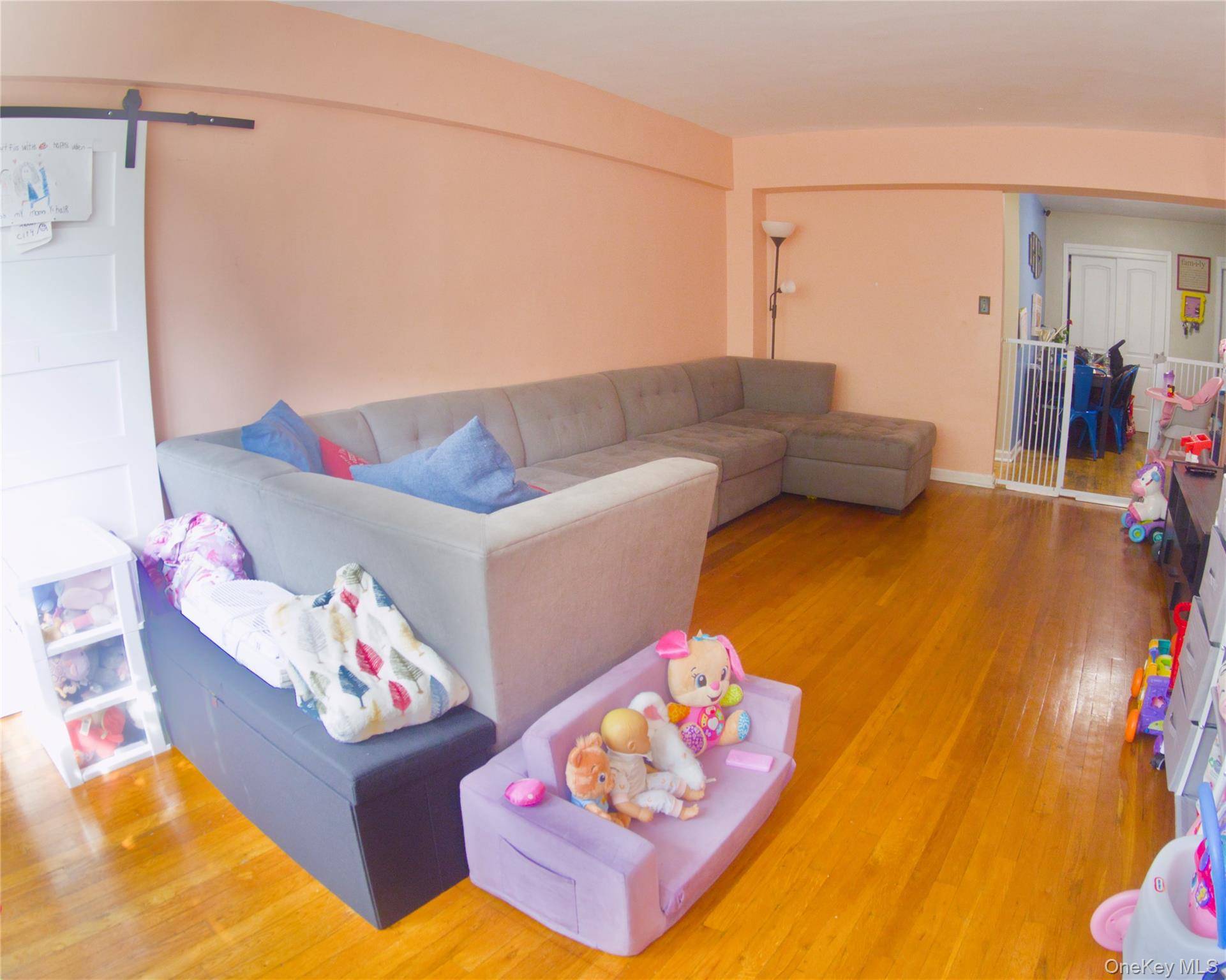 43 Bronx River RD #8P, Yonkers, NY 10704