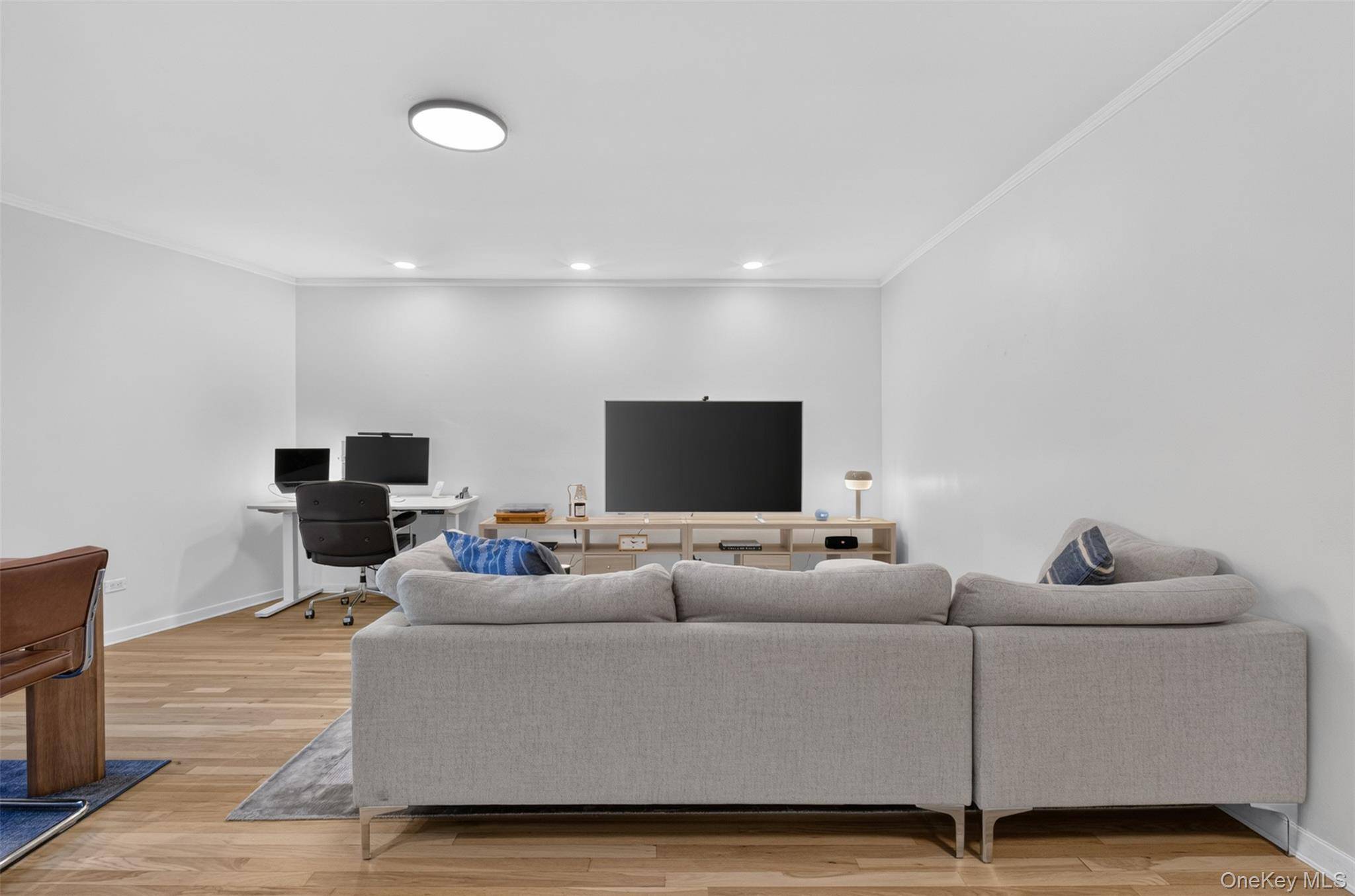 241-20 Northern Blvd #3P, Little Neck, NY 11362