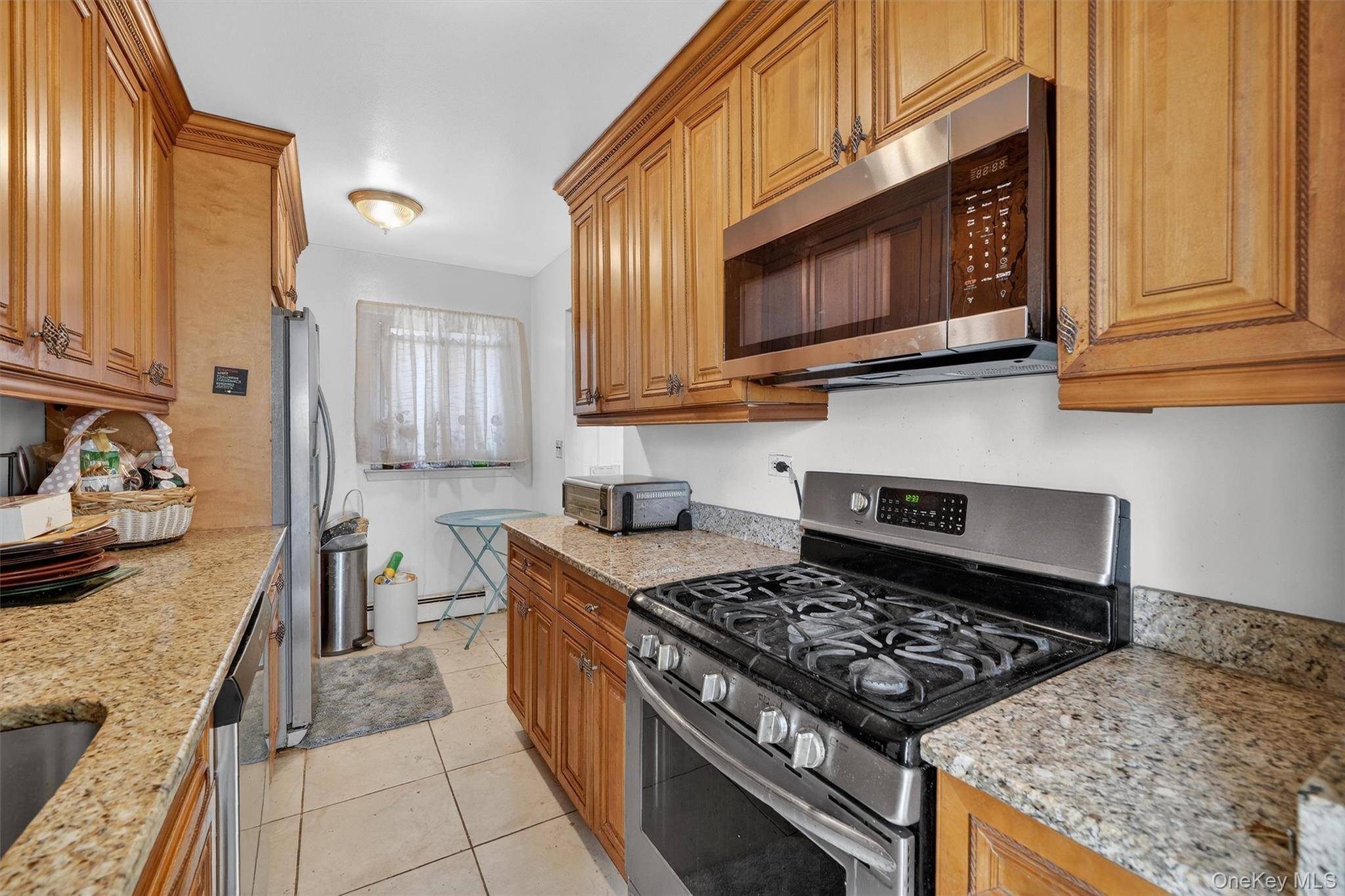 150 Glenwood AVE #F5, Yonkers, NY 10703