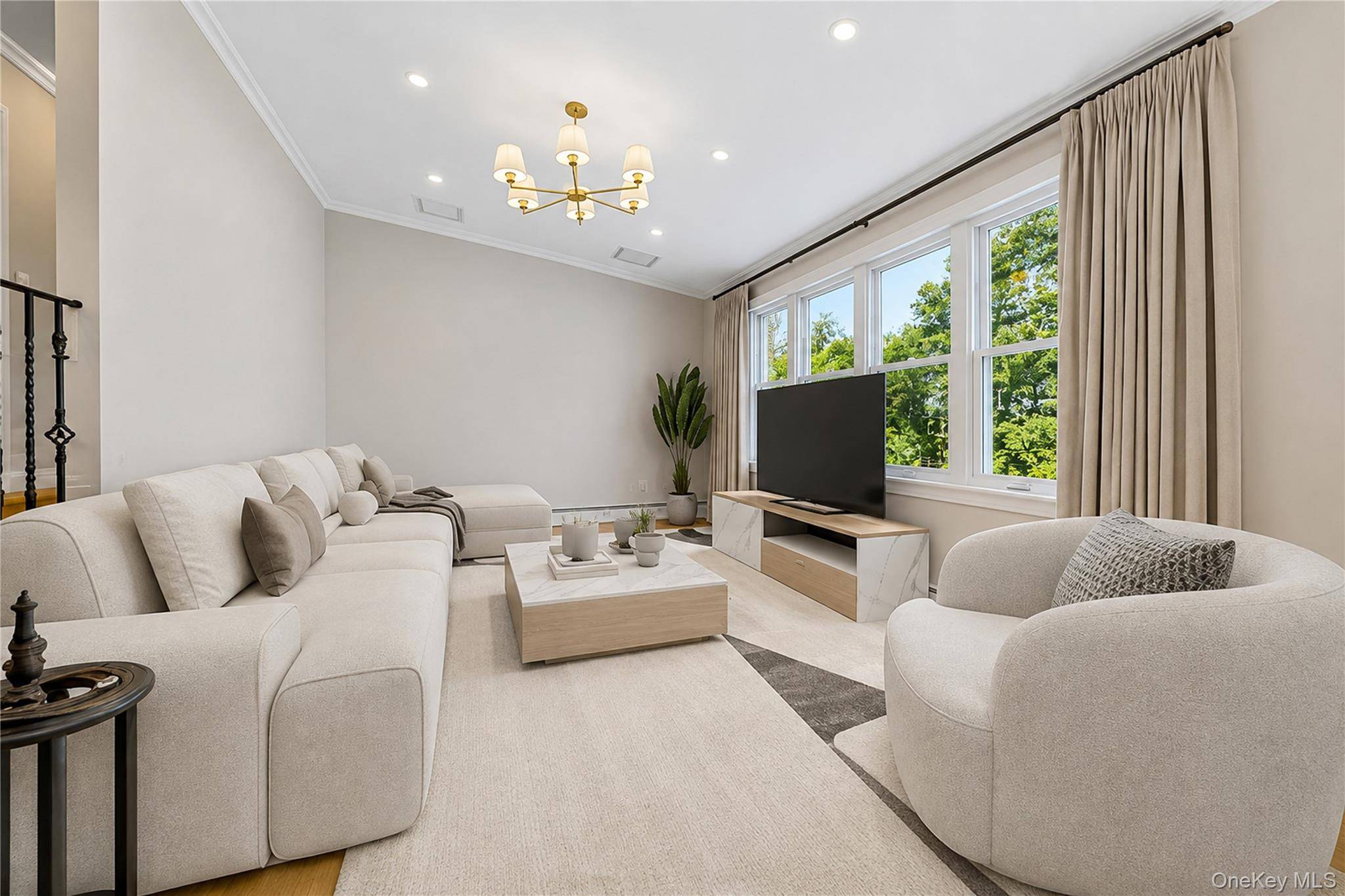 38 Harney RD, Scarsdale, NY 10583