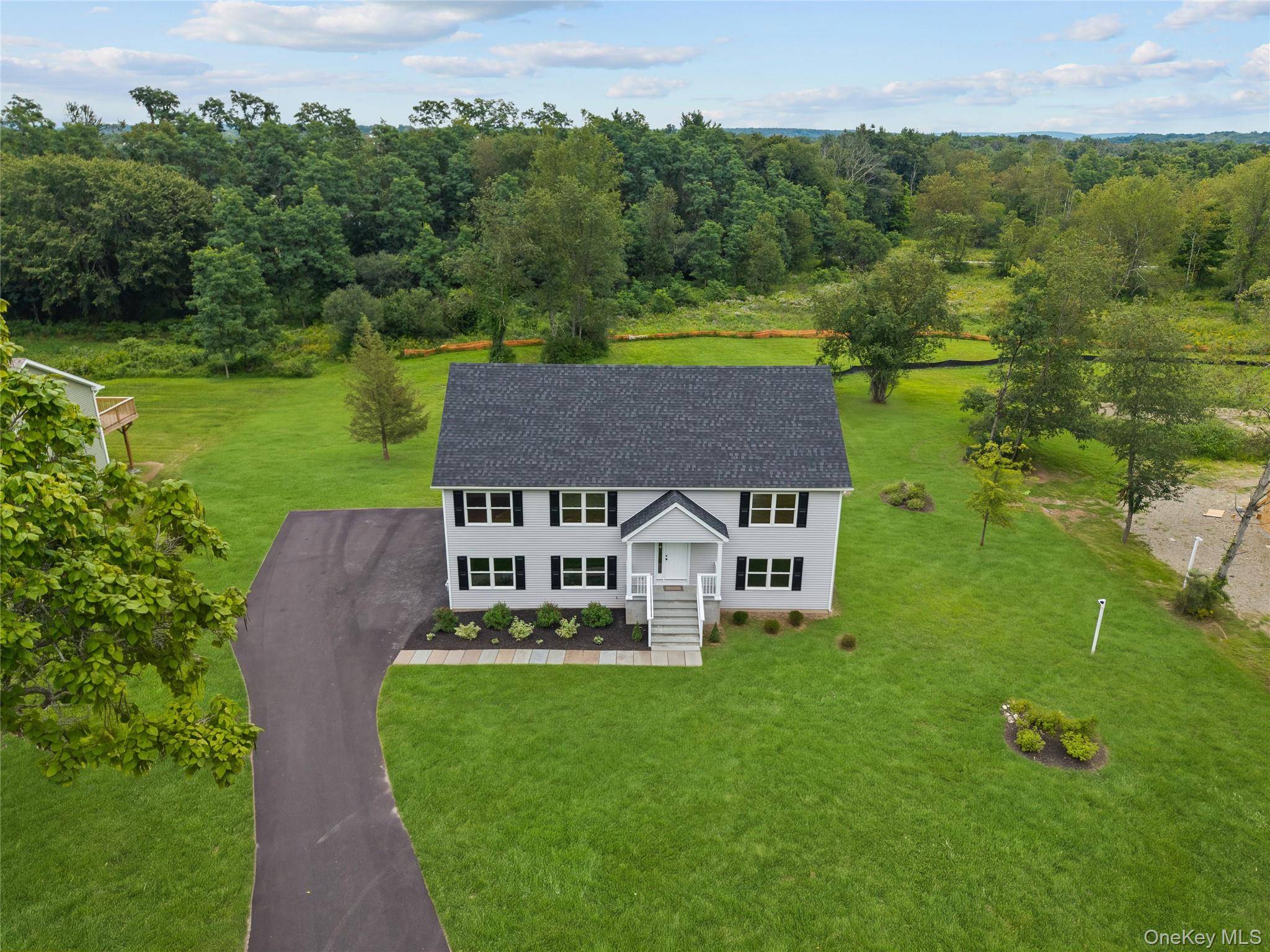 109 Robinson LN, Wappingers Falls, NY 12590