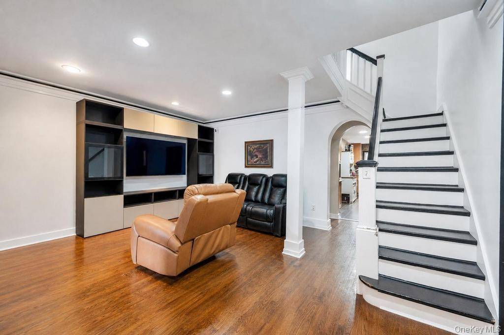 9216 Woodhaven BLVD, Woodhaven, NY 11421