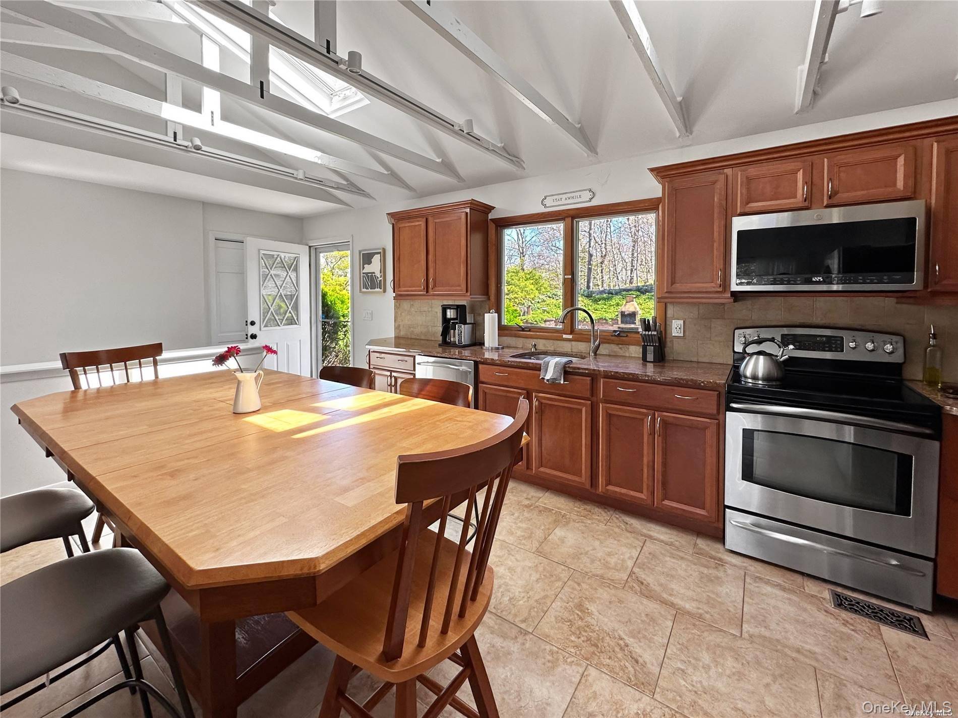 126 Overhill RD, Wading River, NY 11792