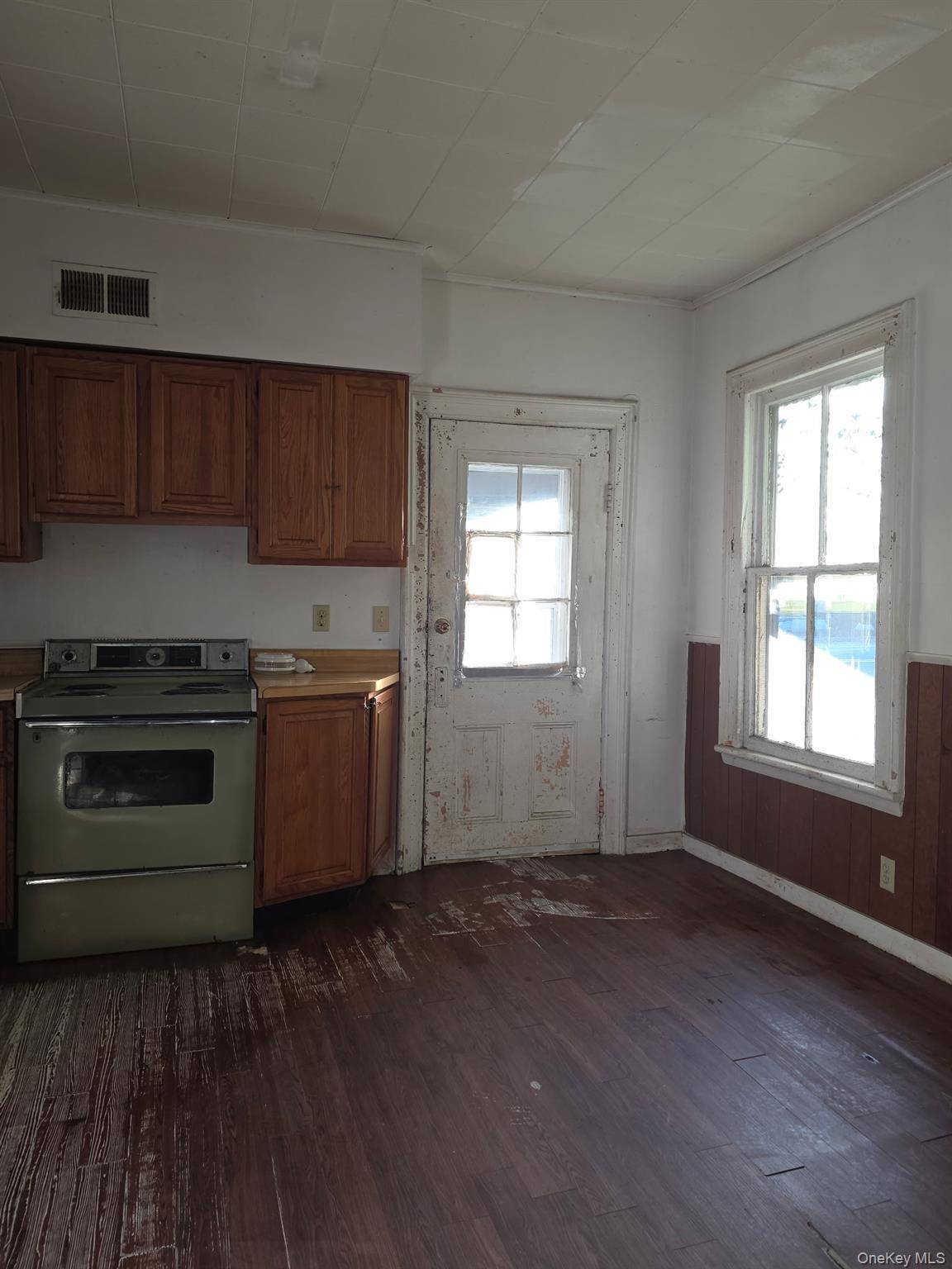 1069 Route 44 55, Clintondale, NY 12515