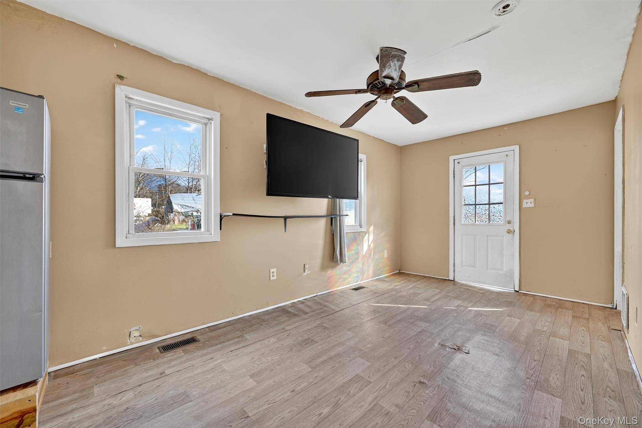 1187 Burlingham RD, Pine Bush, NY 12566