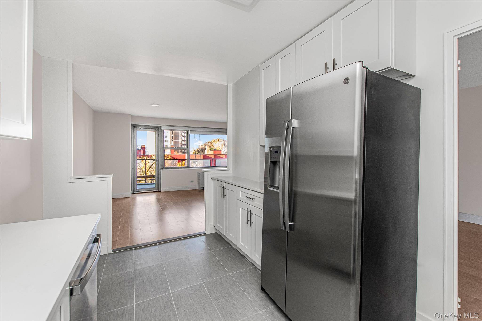 2500 Johnson AVE #6M, Bronx, NY 10463