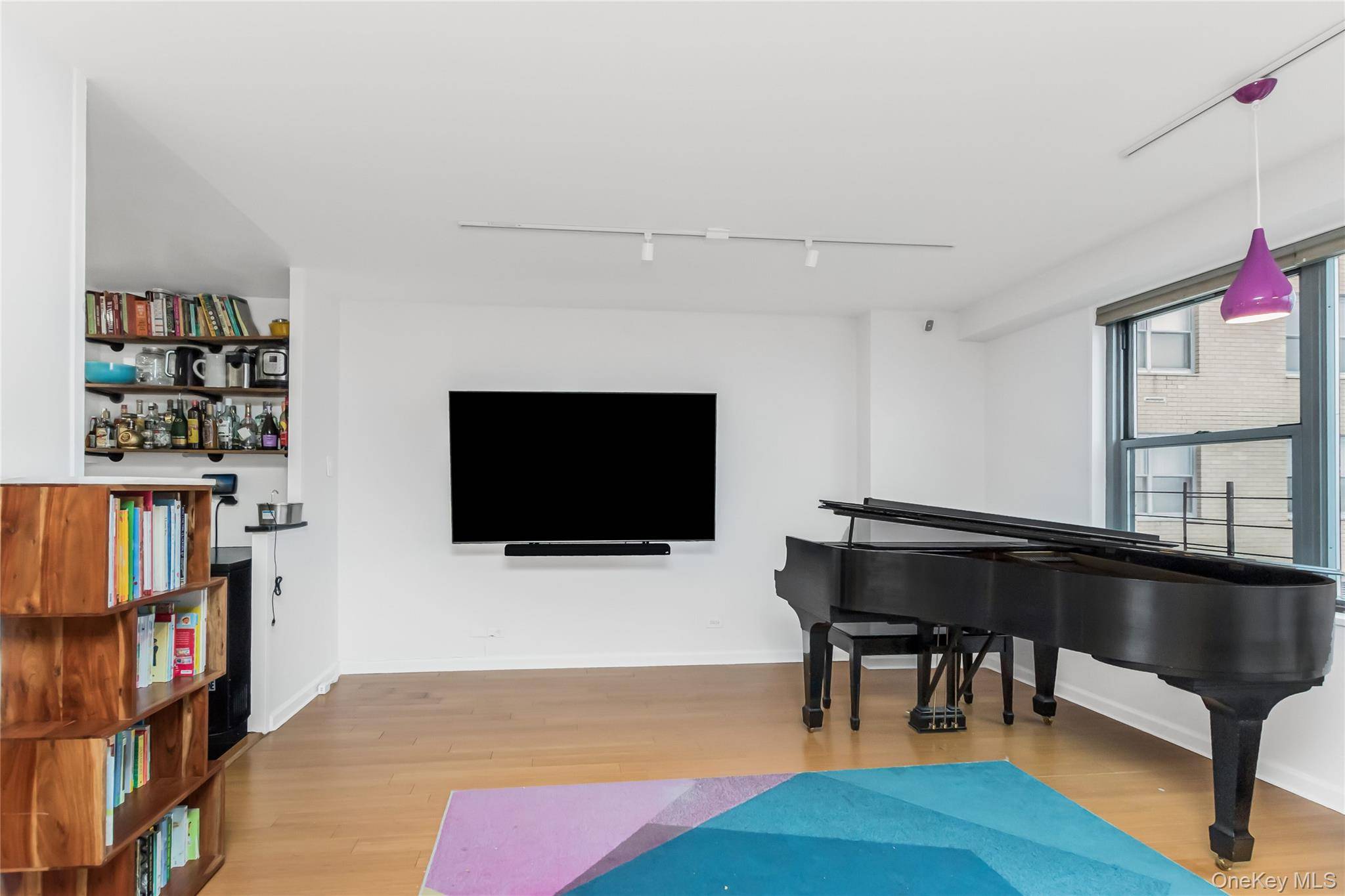 2500 Johnson AVE #15G, Bronx, NY 10463