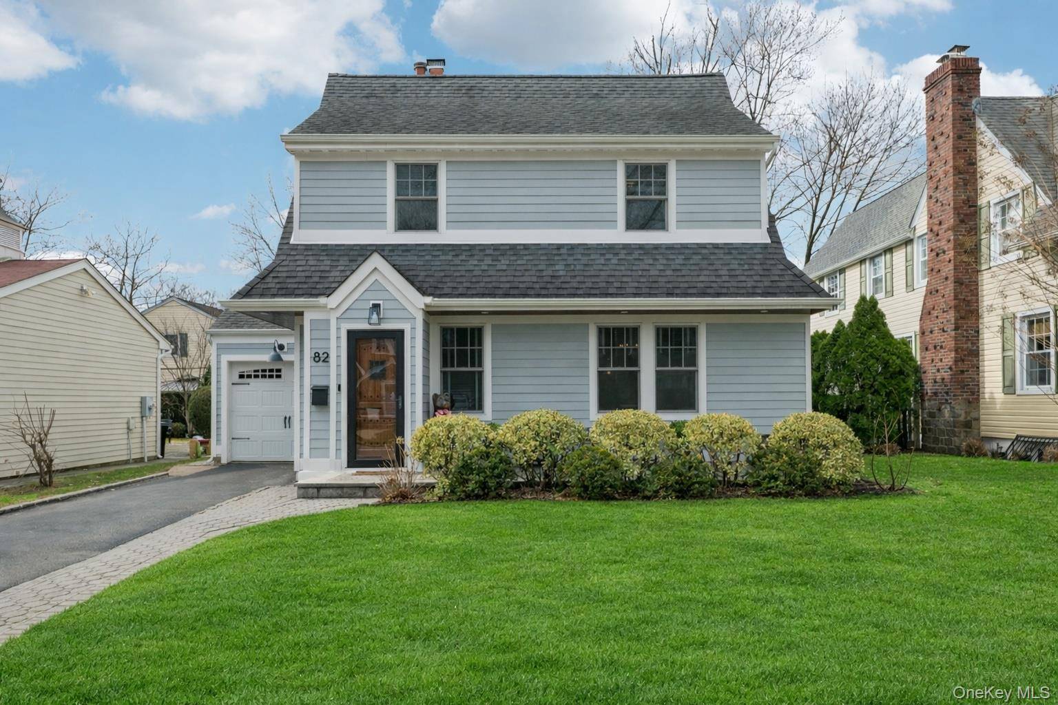 82 Adams ST, Garden City, NY 11530