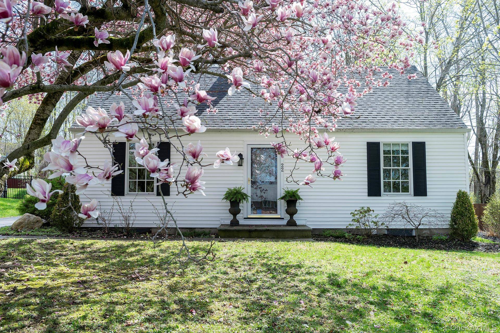 22 Haight AVE, Millbrook, NY 12545