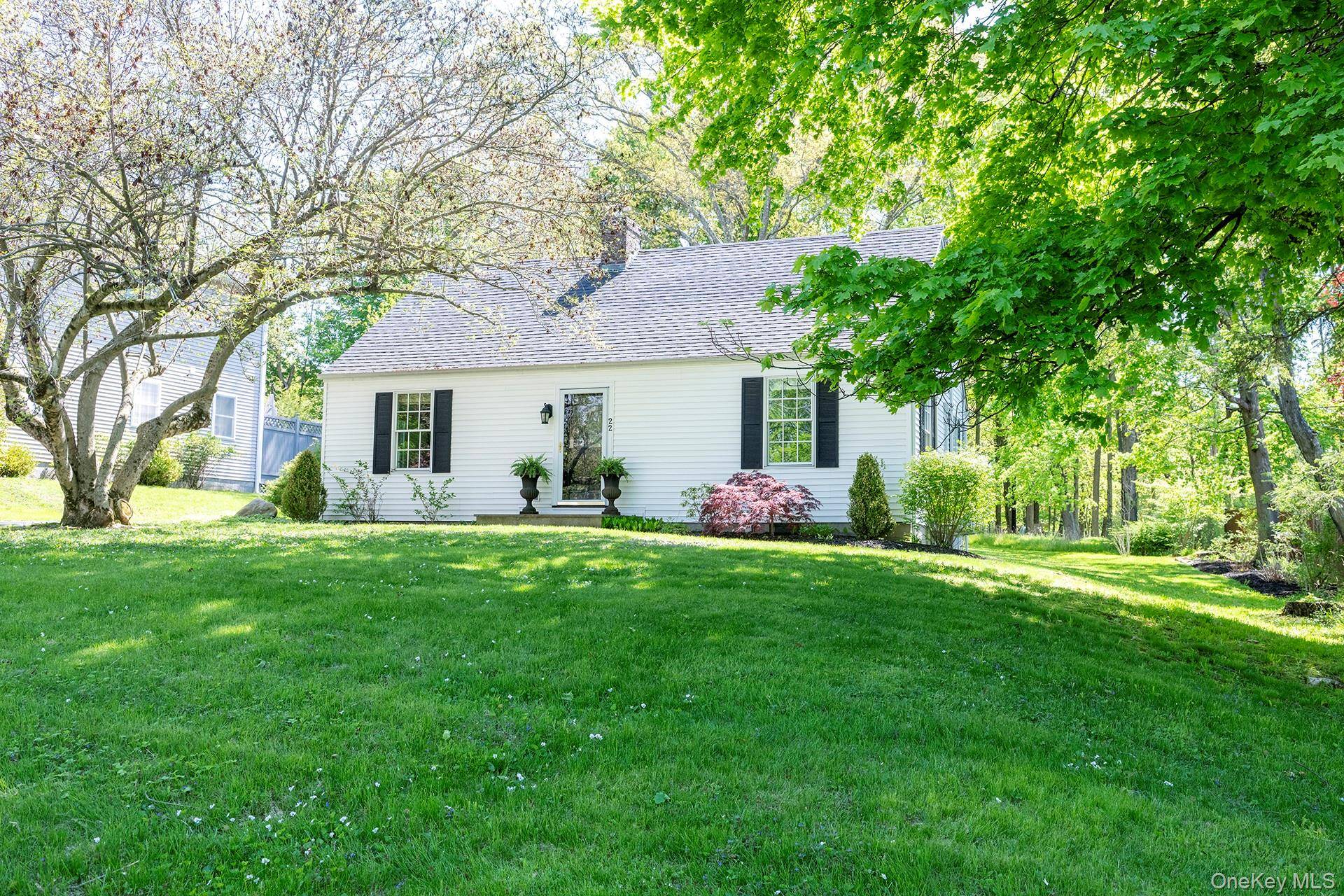 22 Haight AVE, Millbrook, NY 12545