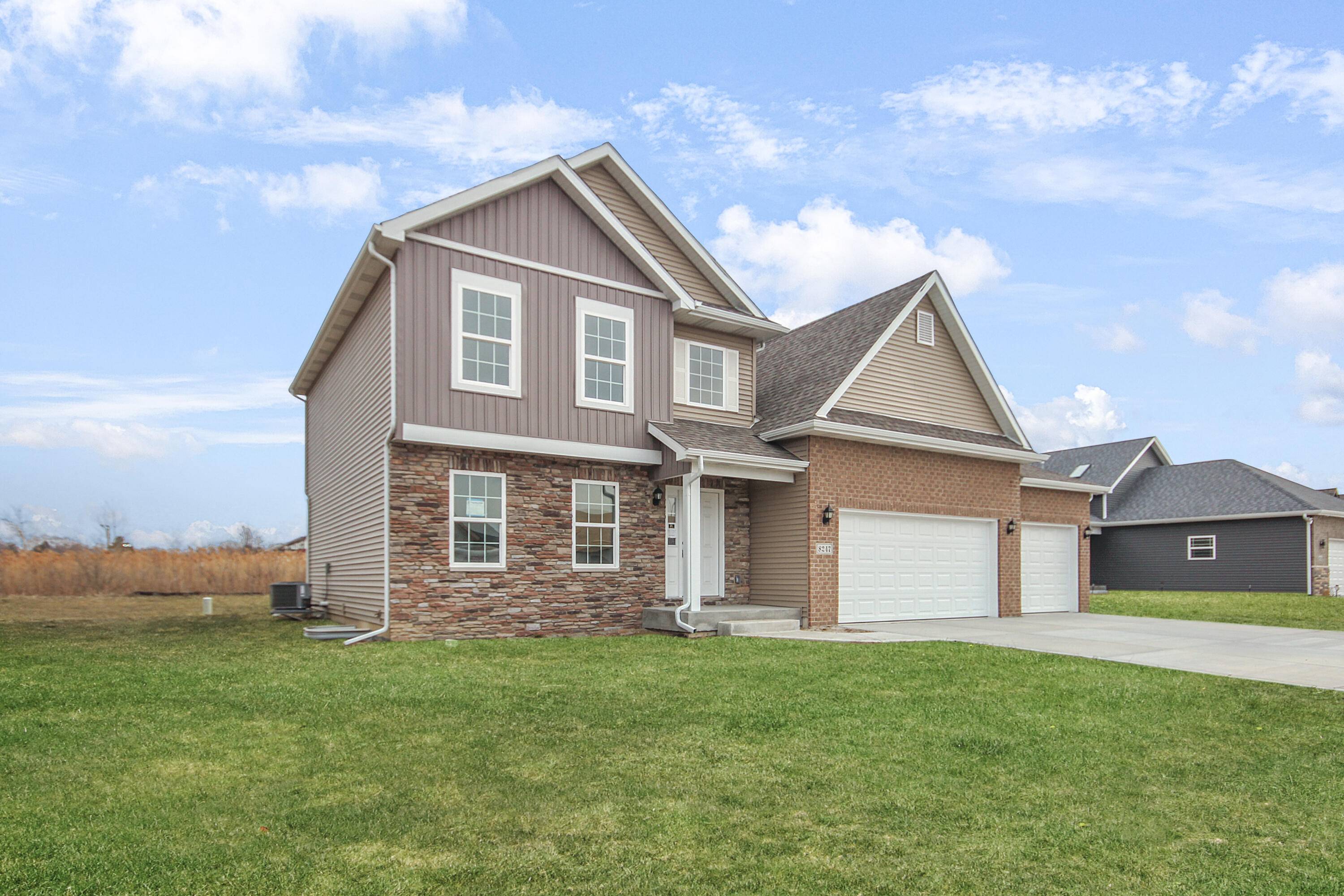 8247 Dylan Drive, Merrillville, IN 46410