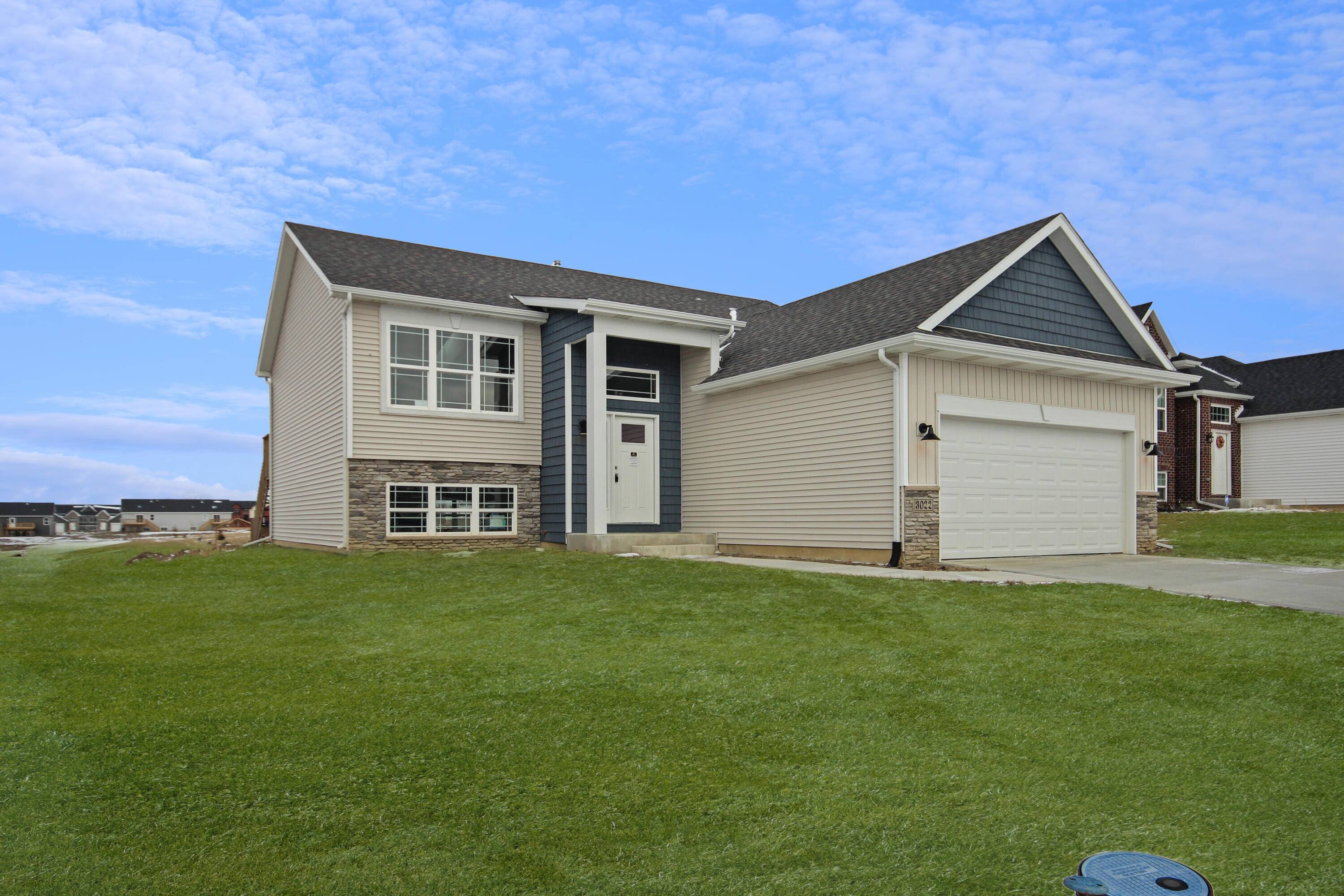 3022 W 84th Place, Merrillville, IN 46410