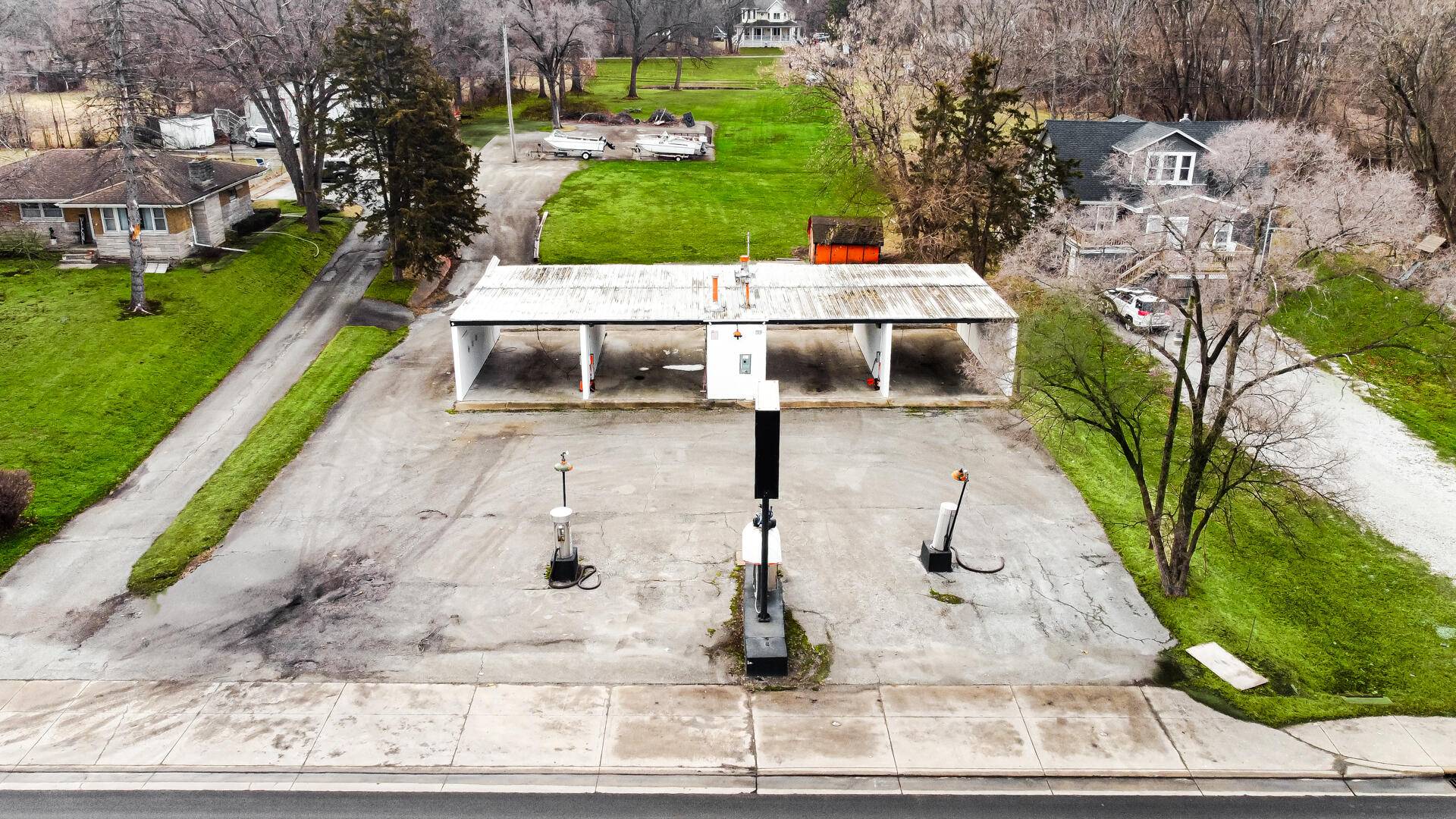 2711 W 37th Avenue, Hobart, IN 46342