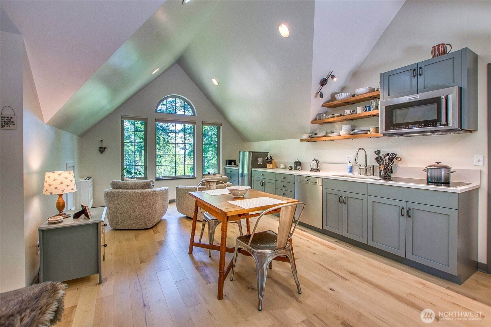 87 Levon LN, Orcas Island, WA 98243
