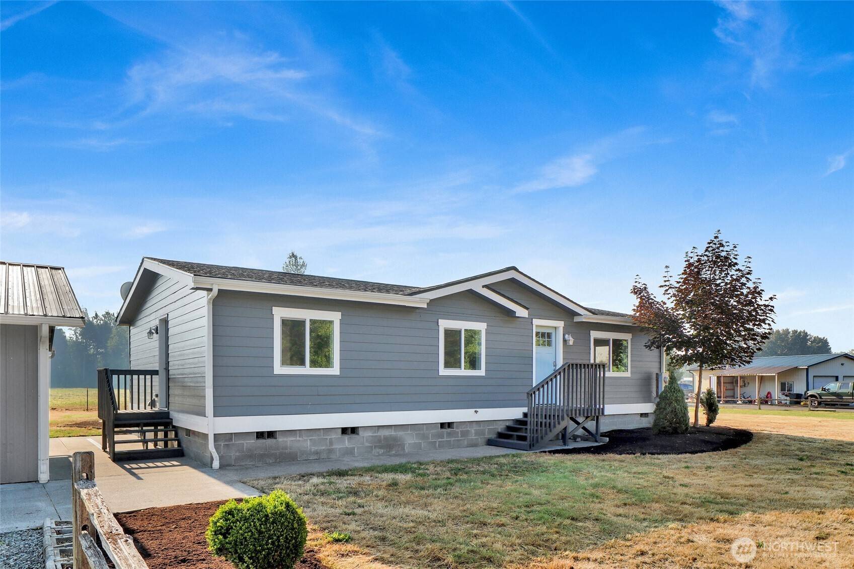 7633 Avery LN, Custer, WA 98240