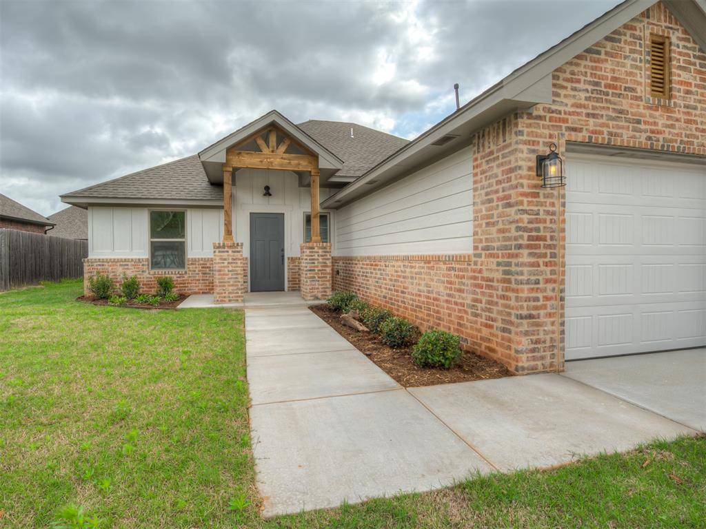 4516 Hambletonian LN, Mustang, OK 73064
