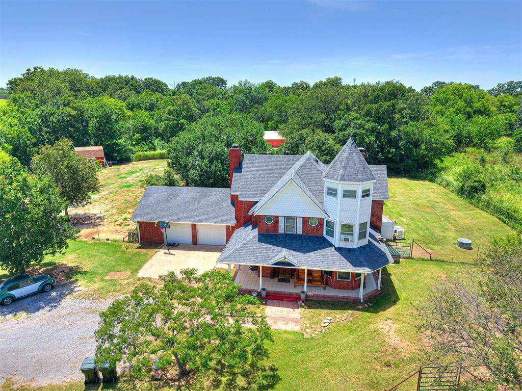 10864 E Colbert RD, Davis, OK 73030