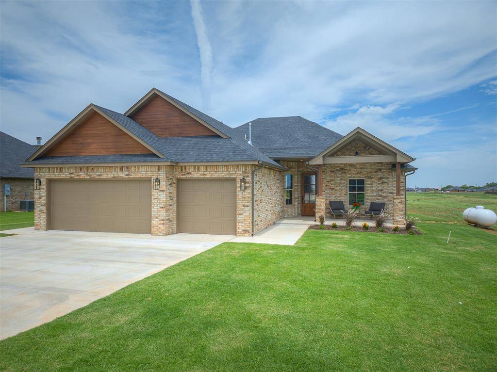 29747 Jade ST, Cashion, OK 73016