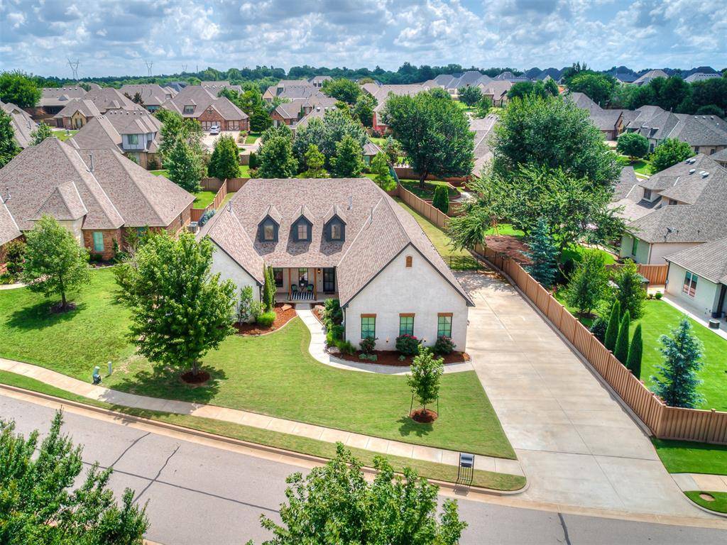 3124 Alpine DR, Edmond, OK 73012