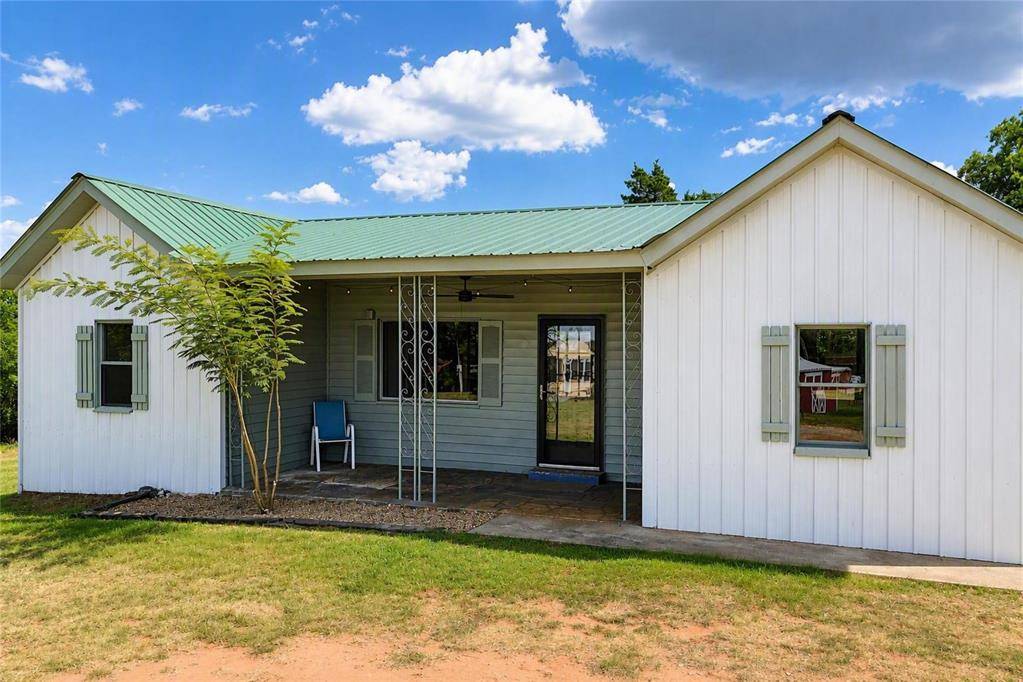 21201 E Sixth ST, Hinton, OK 73047
