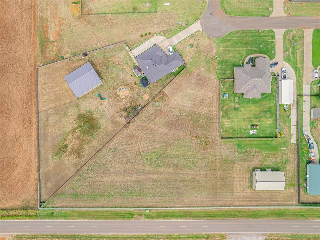 8860 Hudson LN, Piedmont, OK 73078