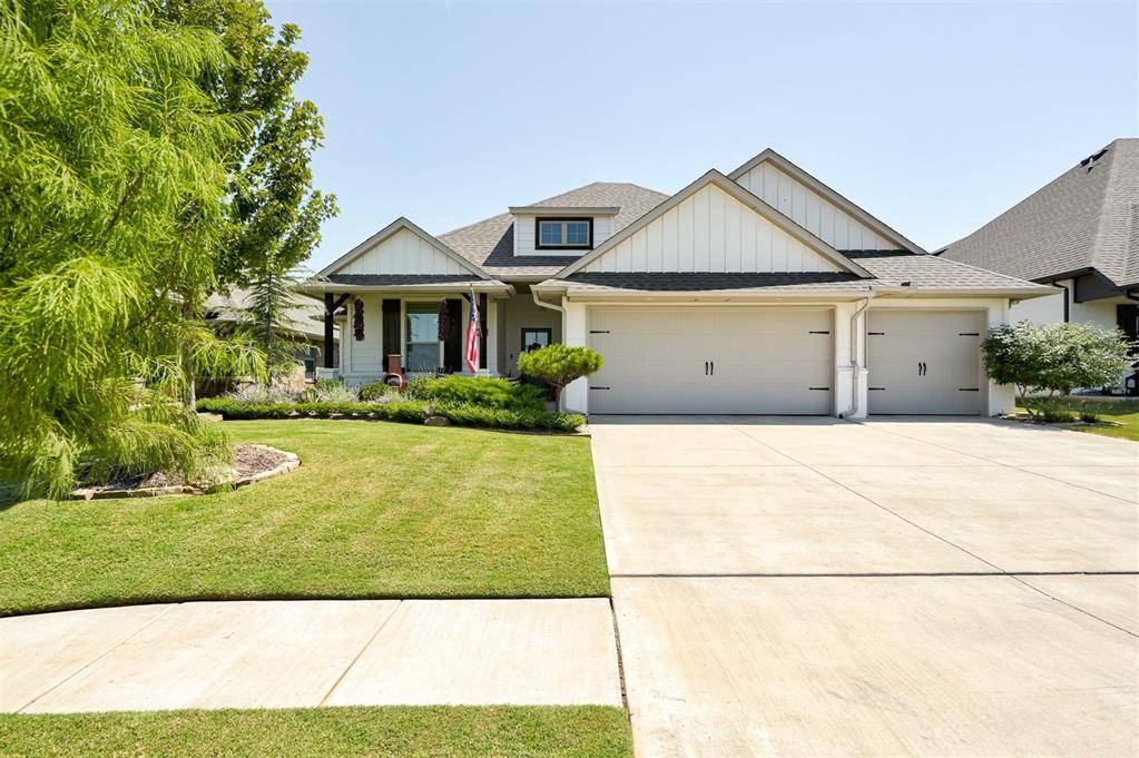 2900 Heather HVN, Moore, OK 73160