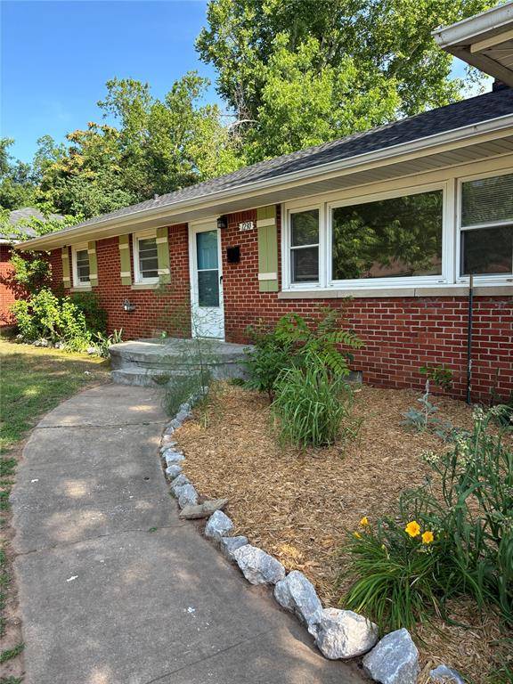 1230 Caddell LN, Norman, OK 73069