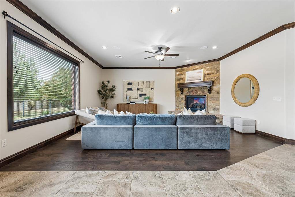15708 Laguna DR, Edmond, OK 73013