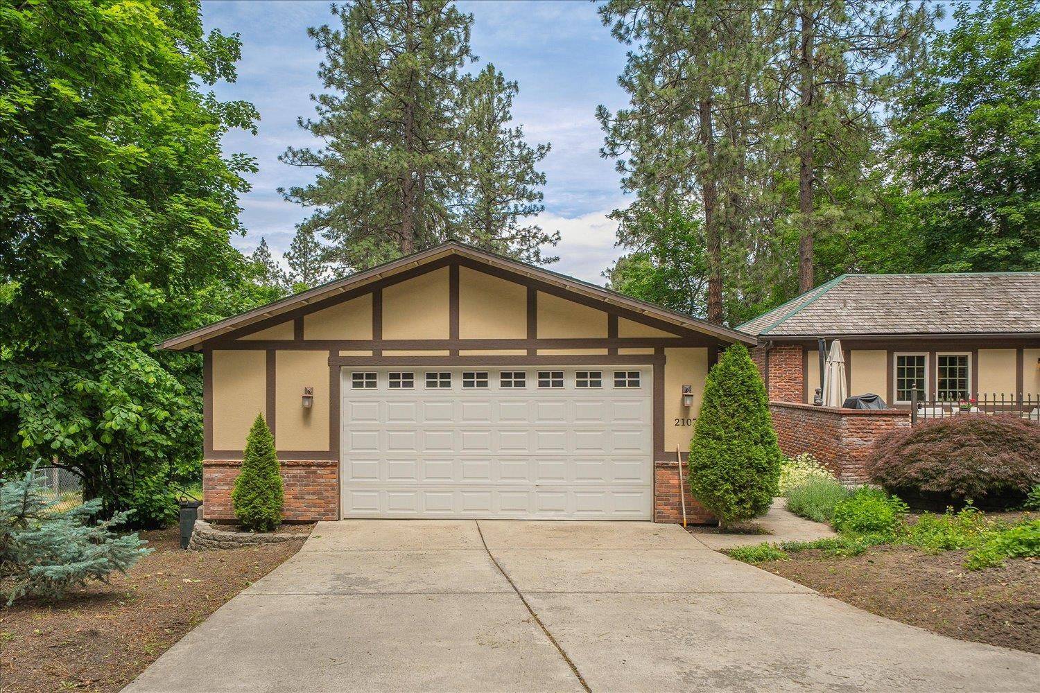 2107 E 16th Ave, Spokane, WA 99203