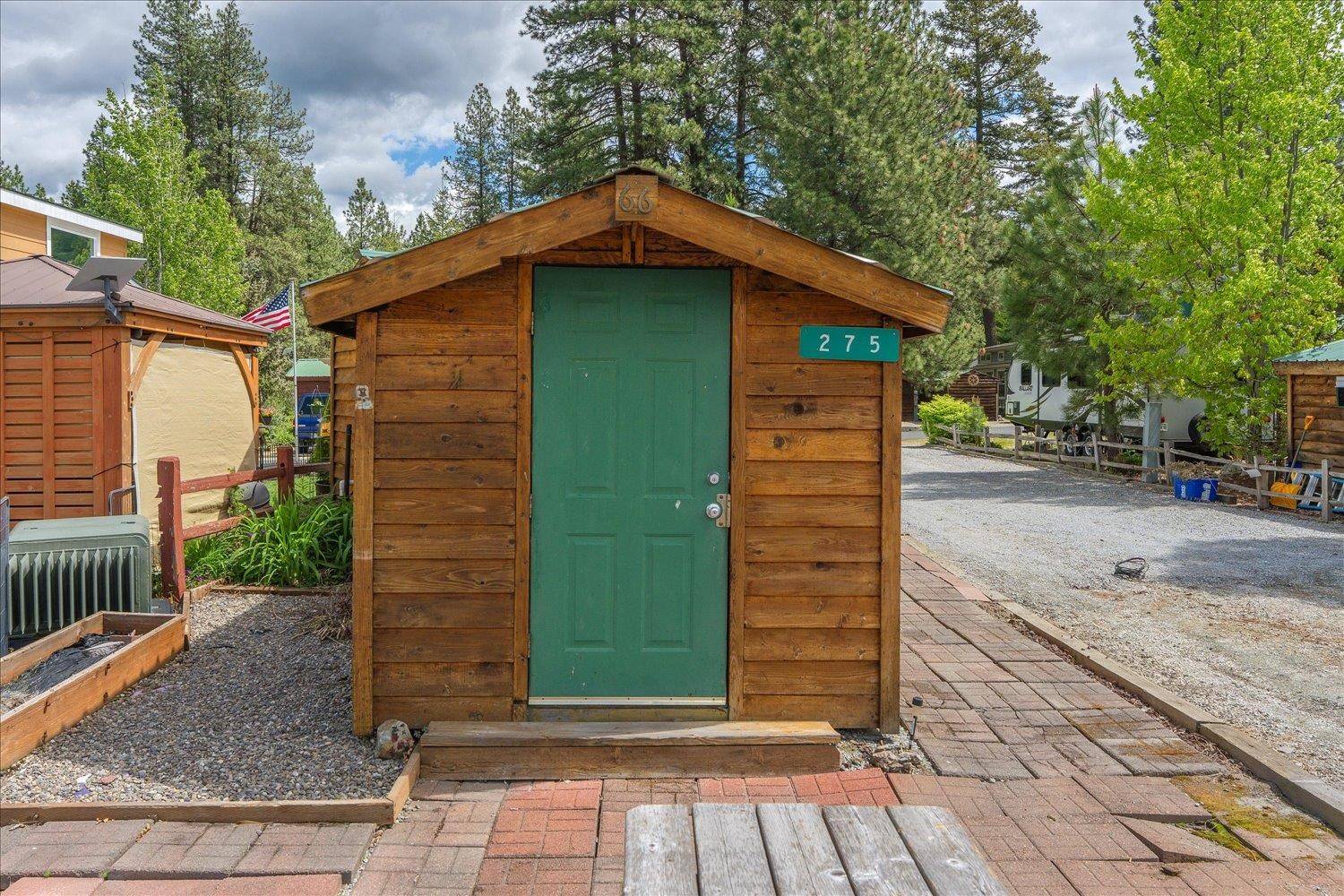 275 N Tall Pine LOOP, Usk, WA 99180